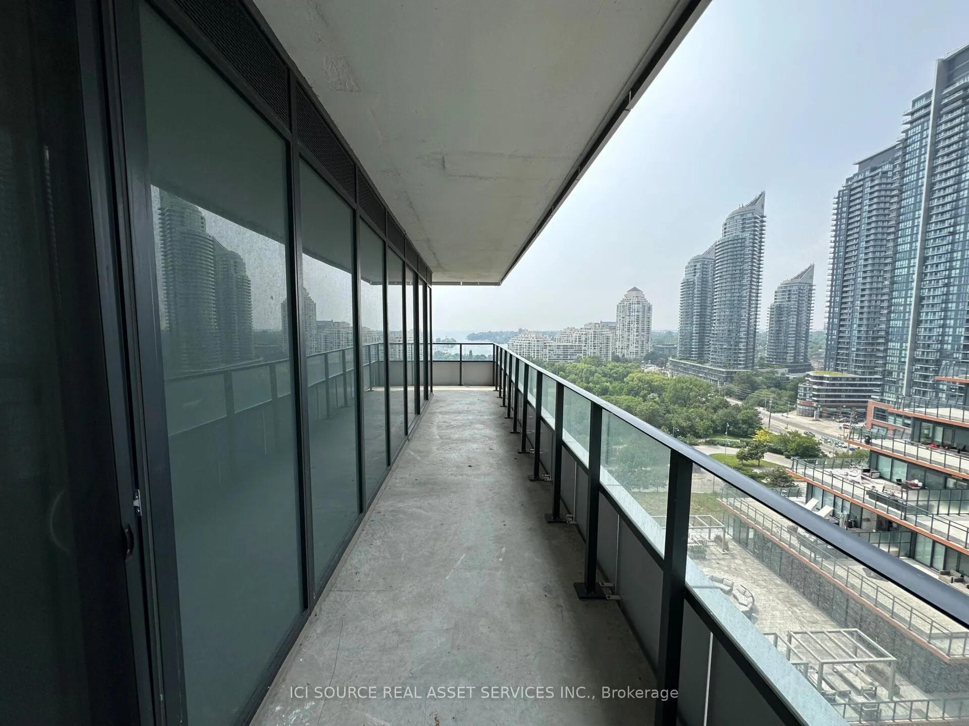 20 Shore Breeze Drive, #1302