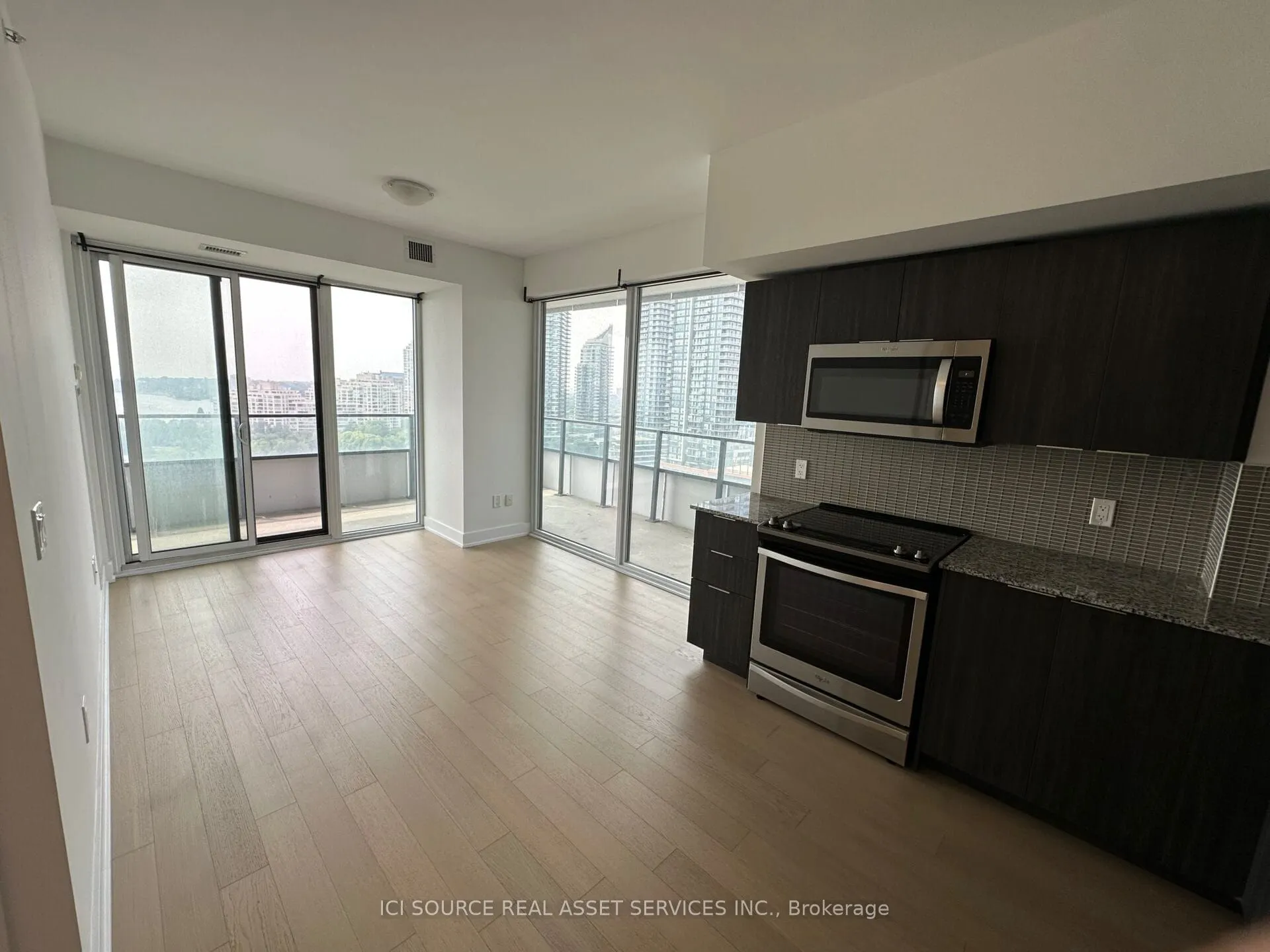 20 Shore Breeze Drive, #1302