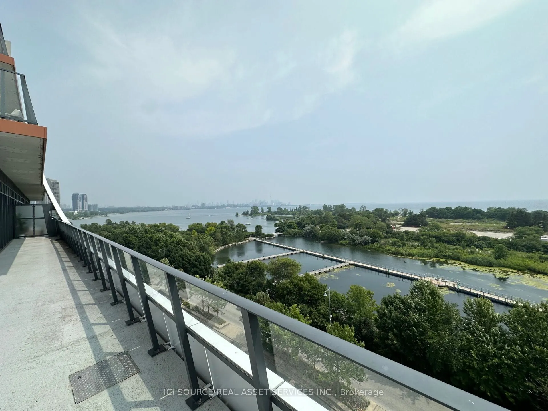 20 Shore Breeze Drive, #1302