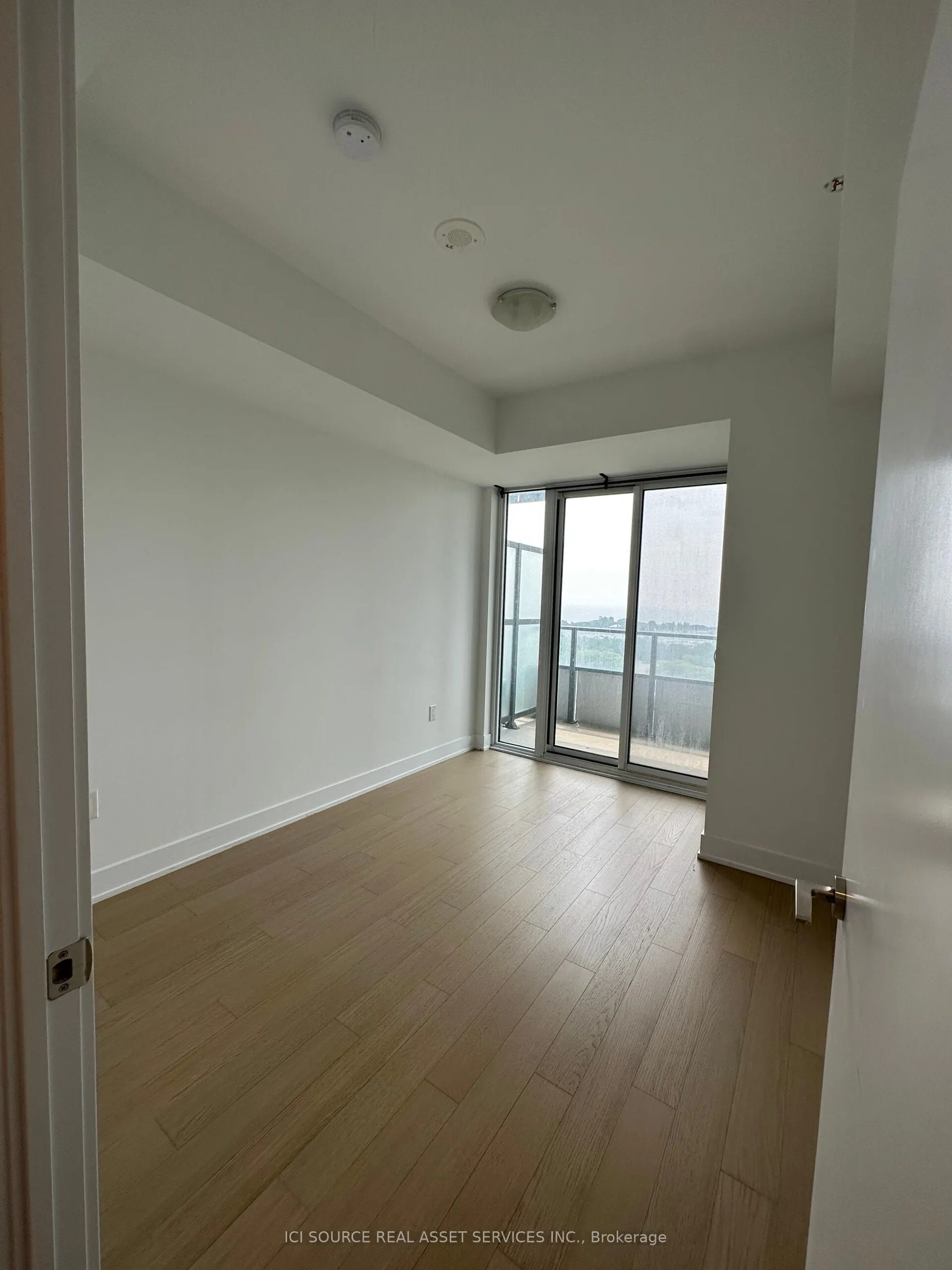20 Shore Breeze Drive, #1302