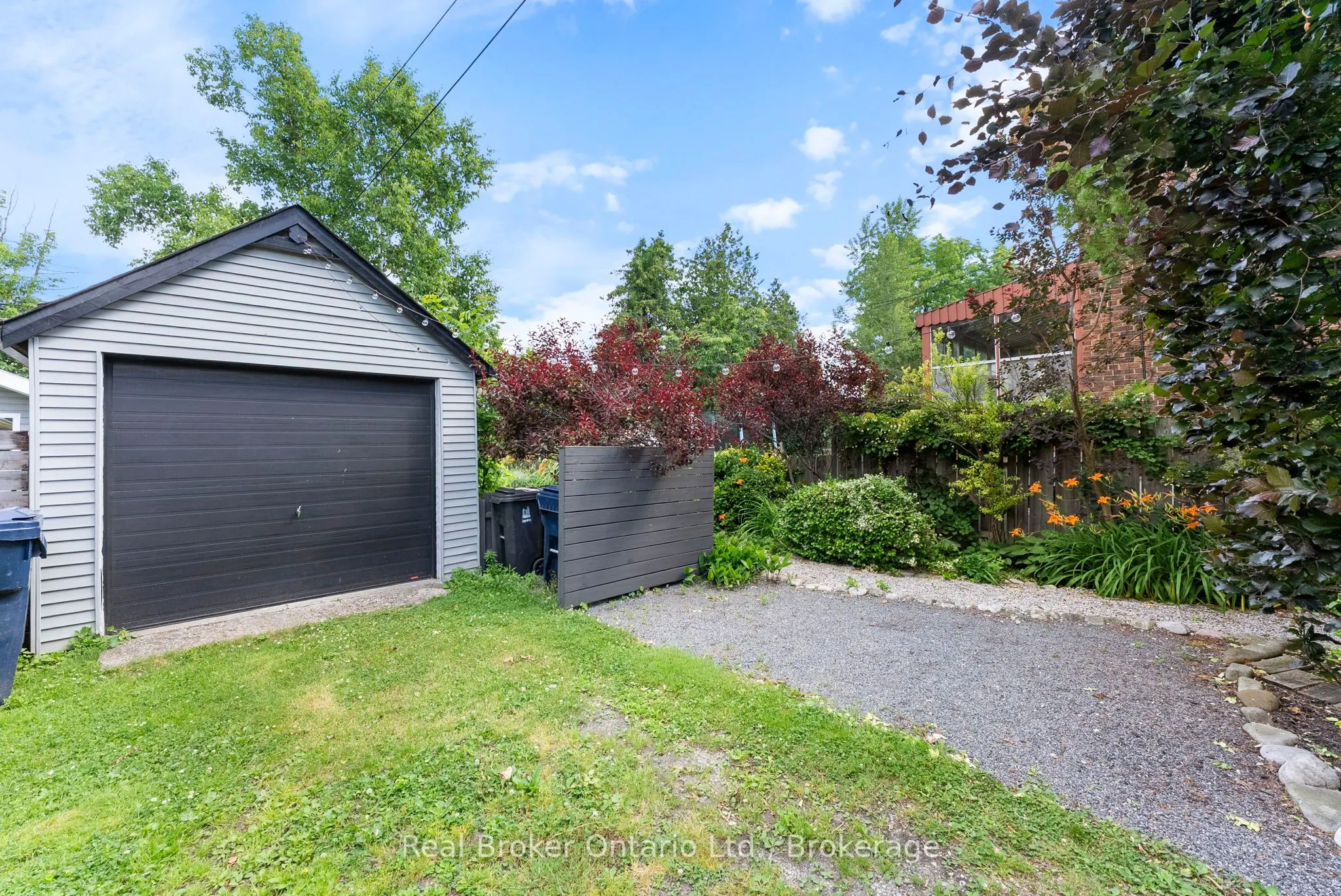 116 Symons Street