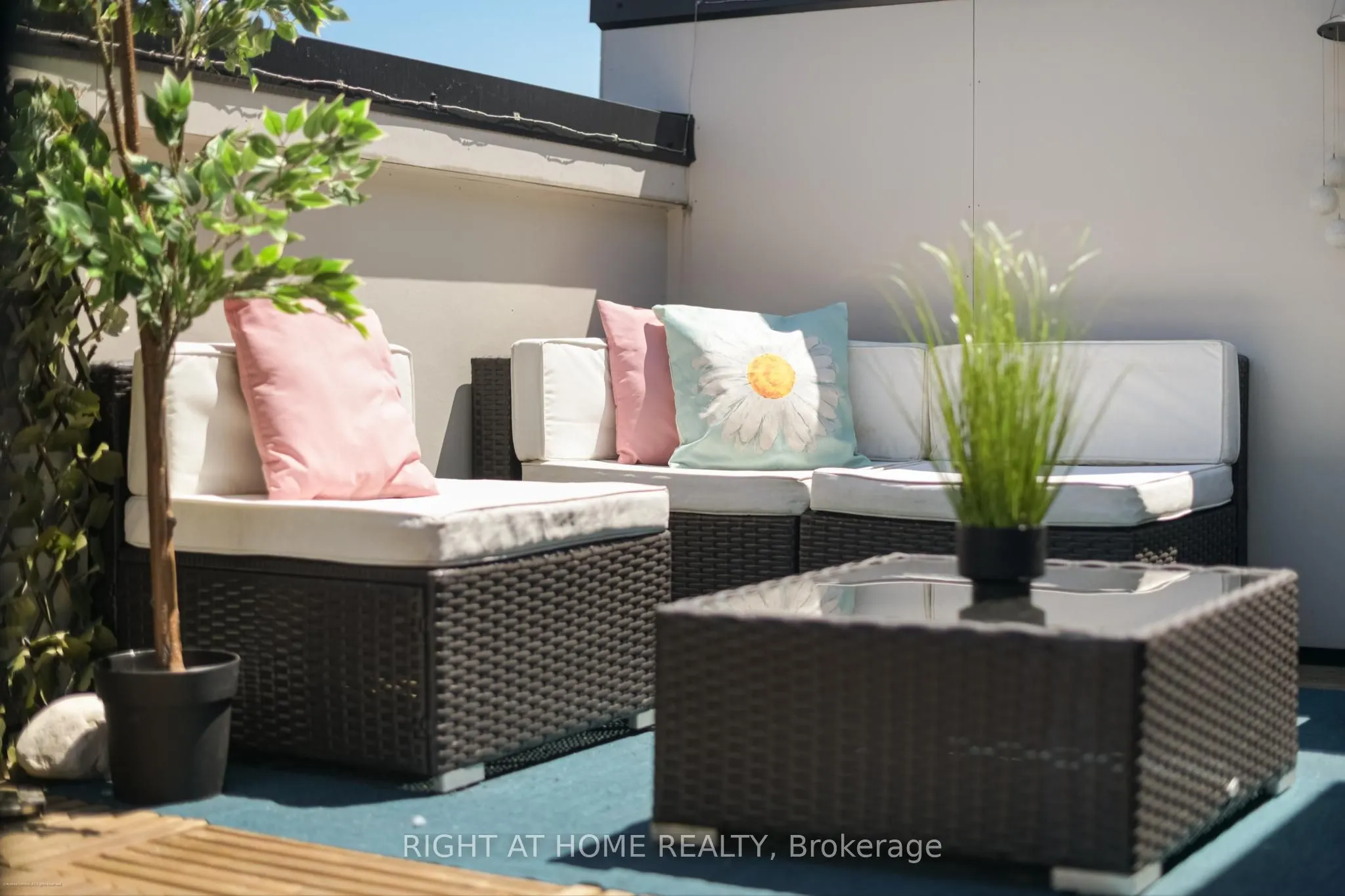 30 Fieldway Road, #84
