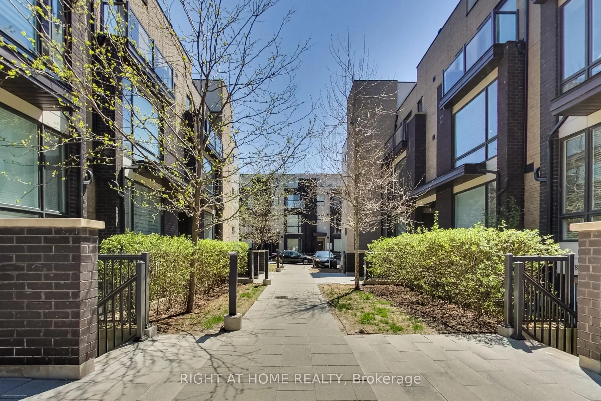 30 Fieldway Road, #84