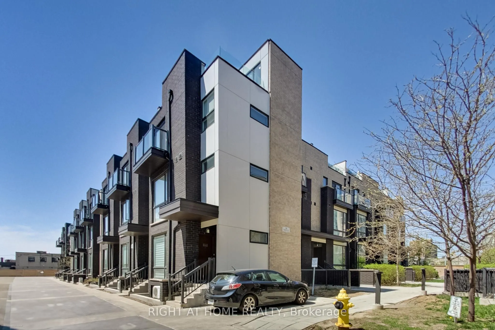30 Fieldway Road, #84