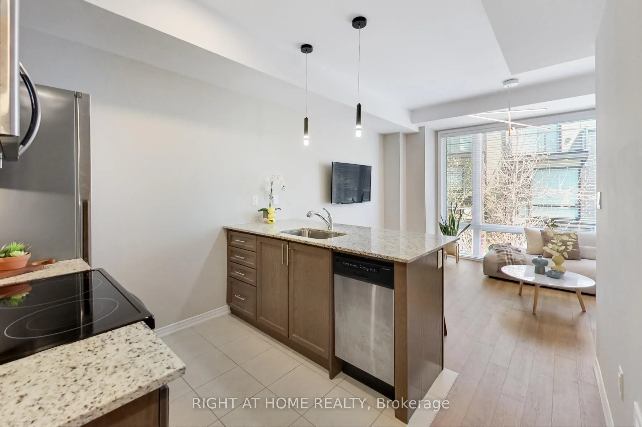 30 Fieldway Road, #84