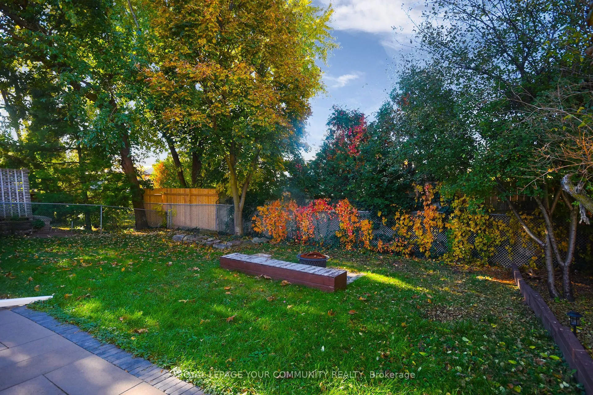 614 Holly Hill Crescent