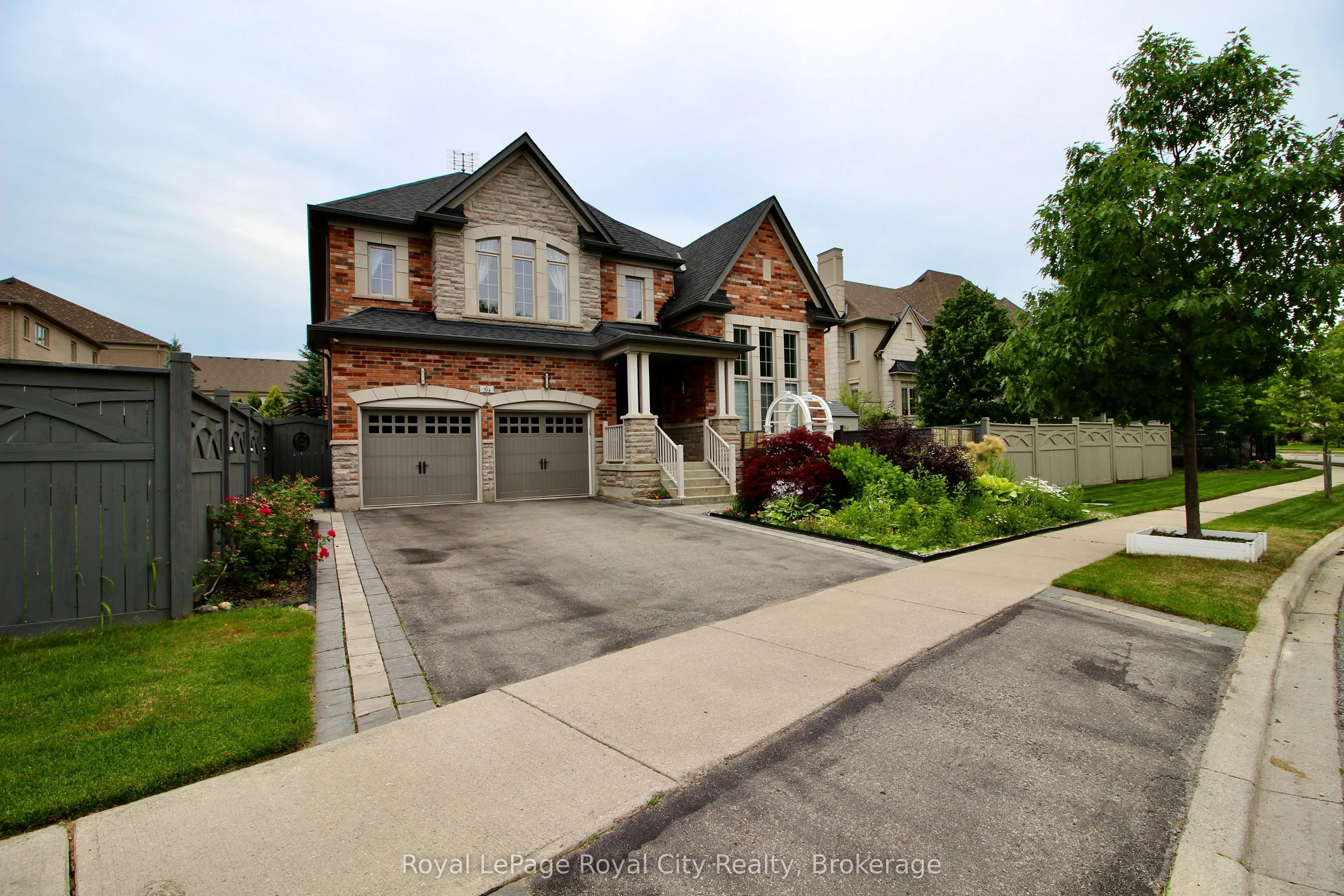 39 Dalmeny Drive