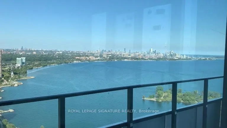 20 Shore Breeze Drive, #4107