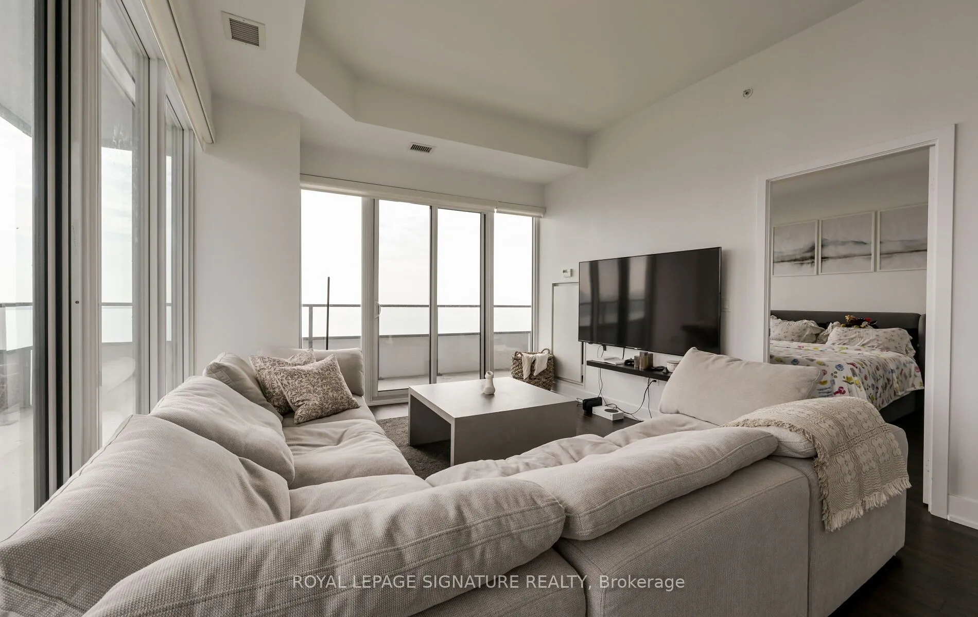 20 Shore Breeze Drive, #4107