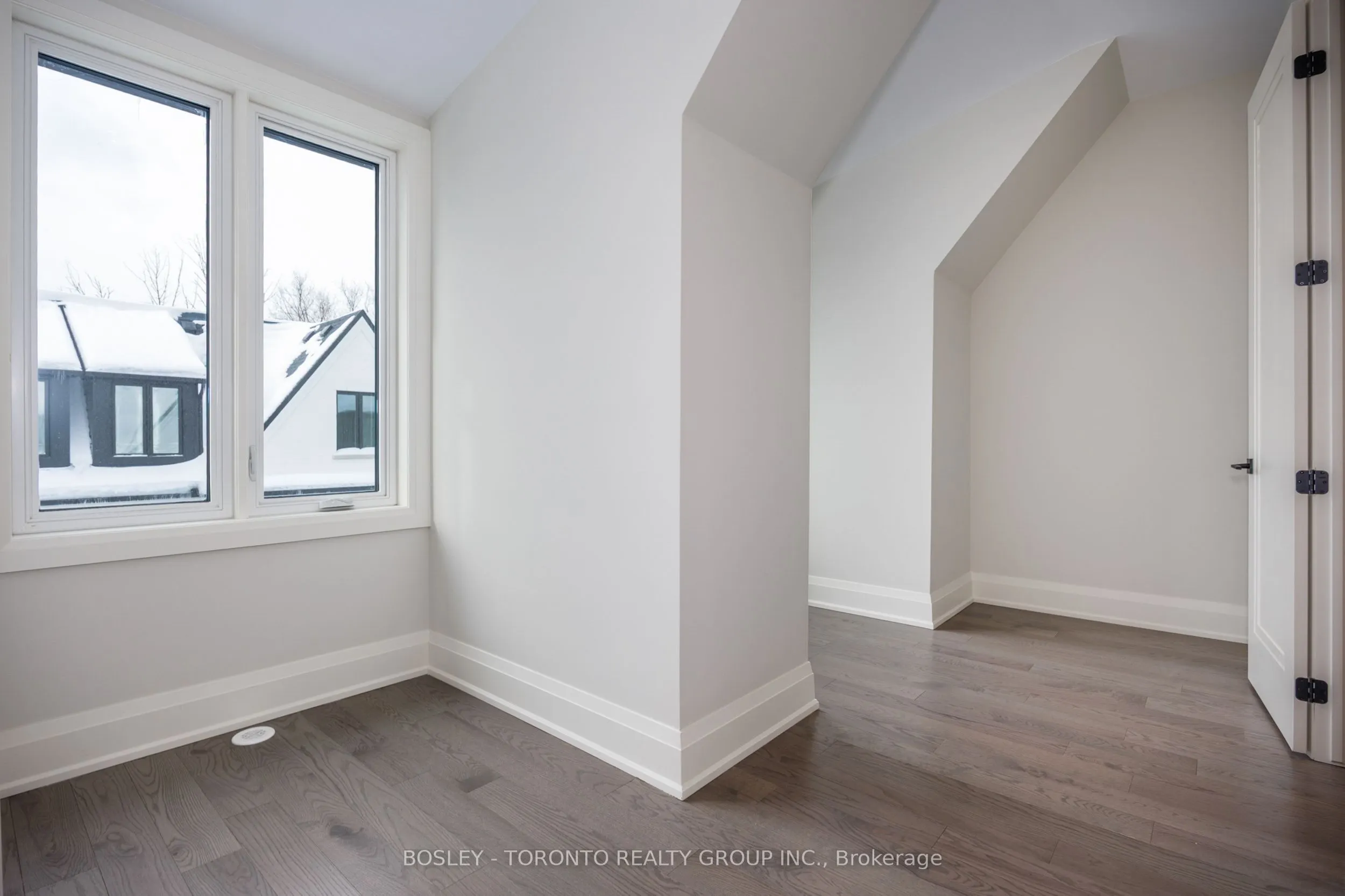 1136 Mona Road, #6