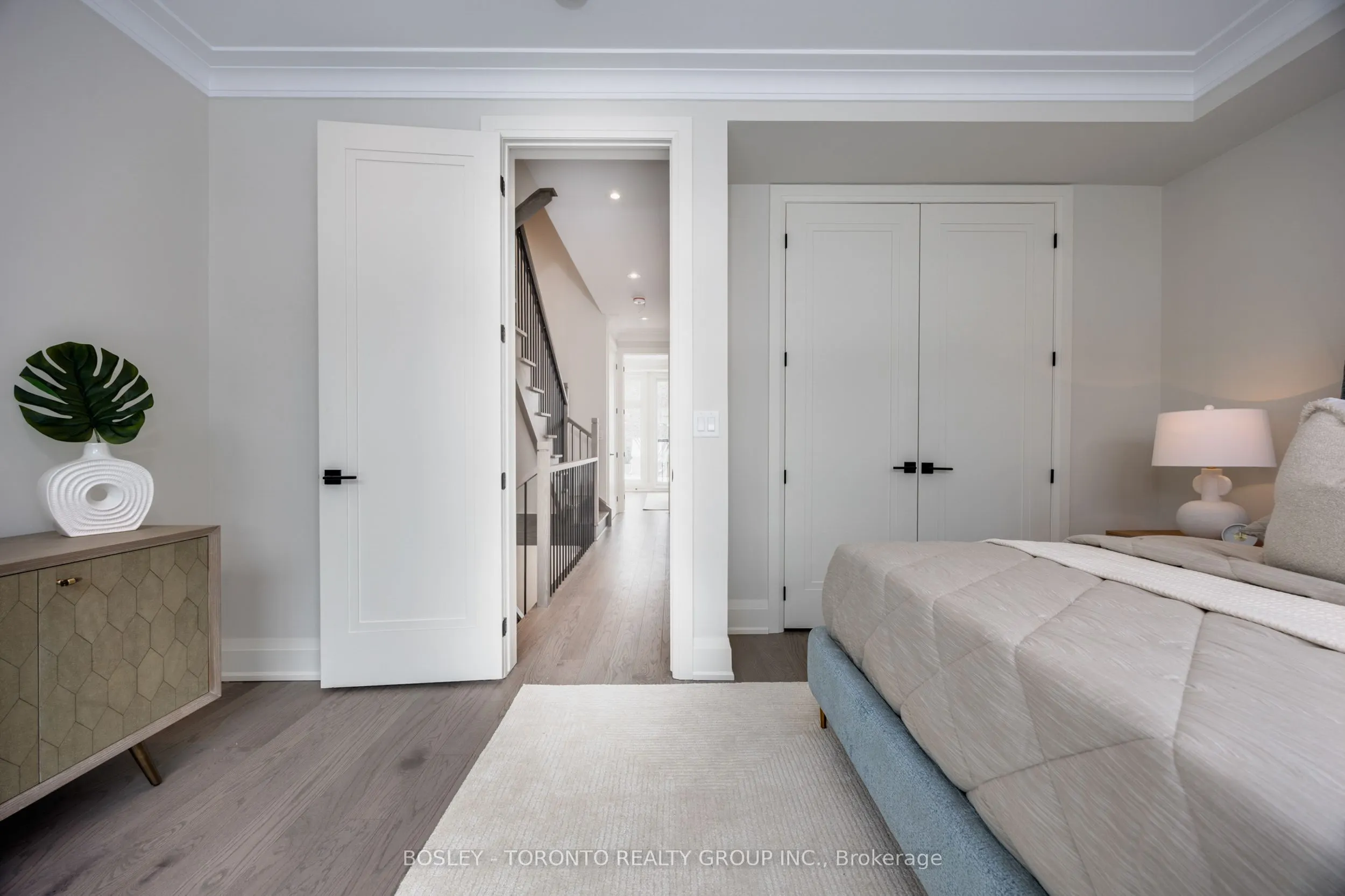 1136 Mona Road, #6