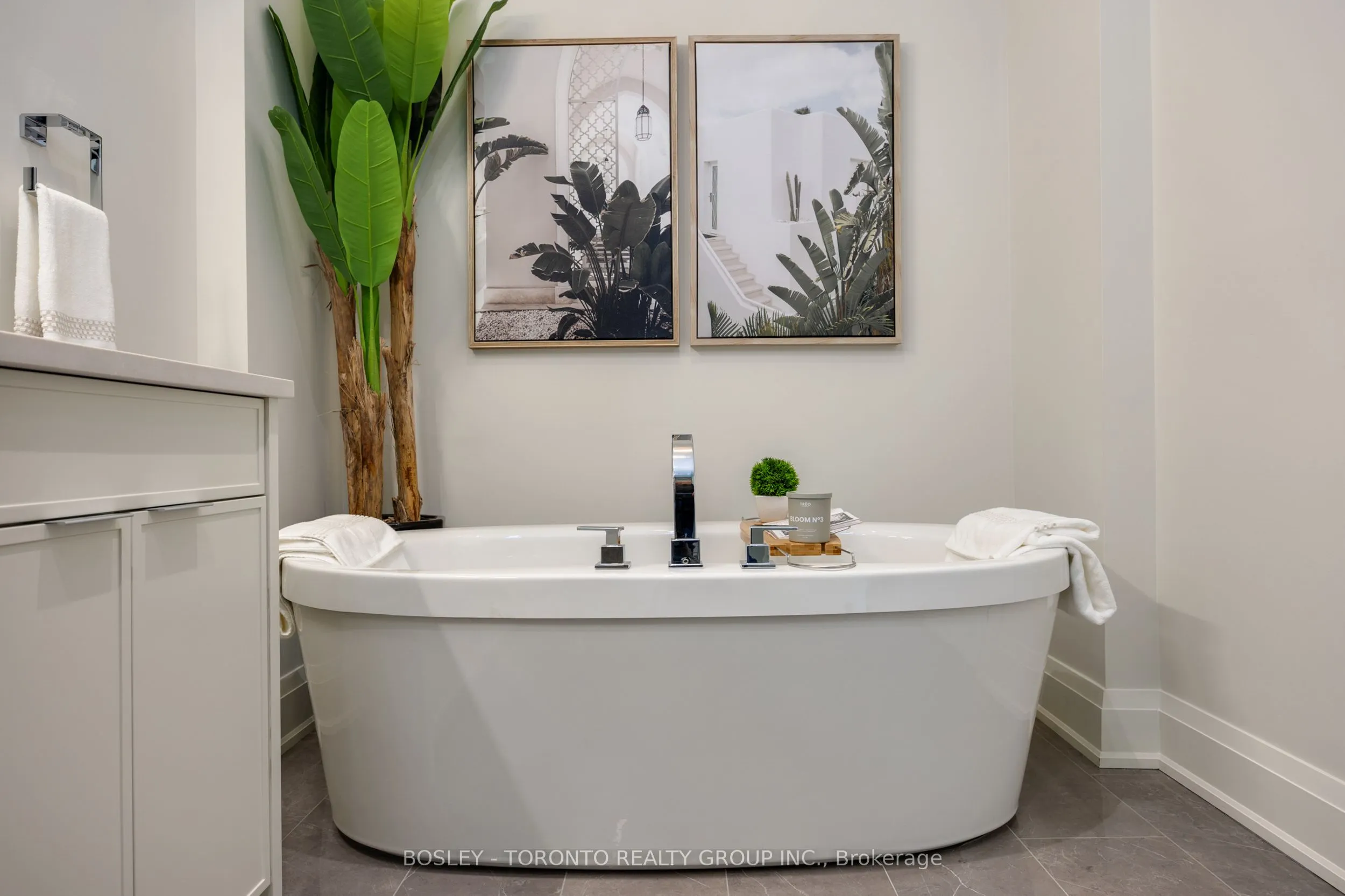 1136 Mona Road, #6