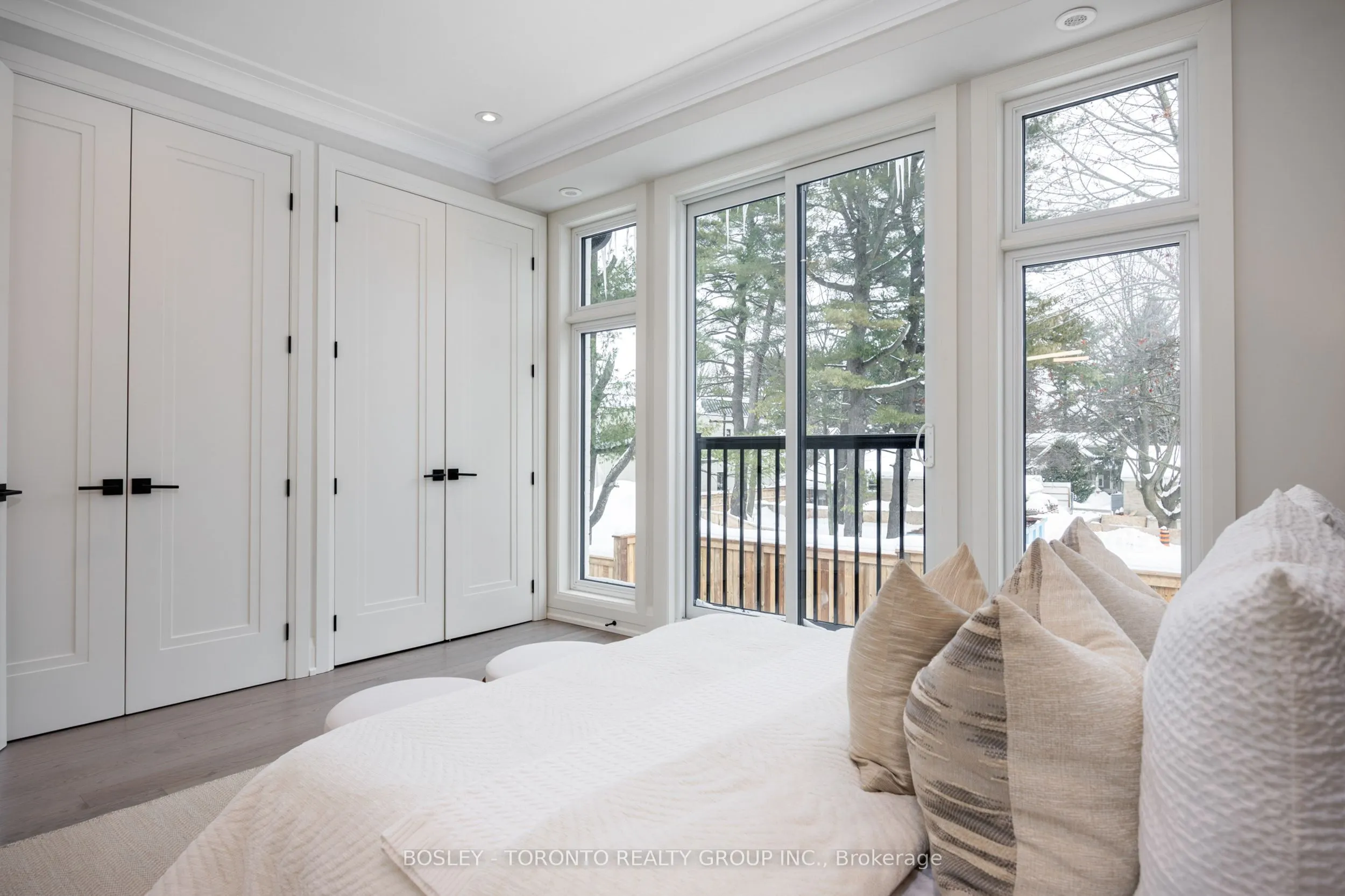 1136 Mona Road, #6