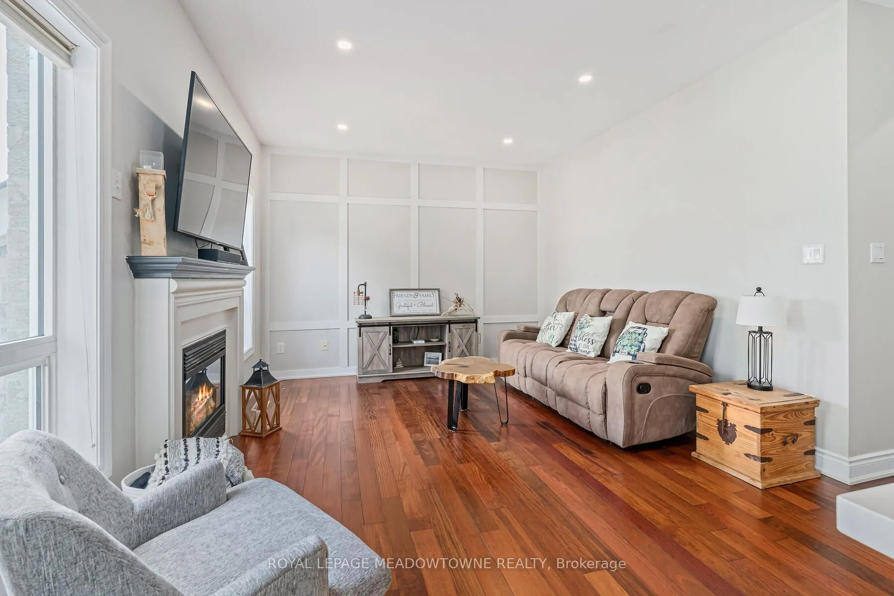 25 Milfoil Street