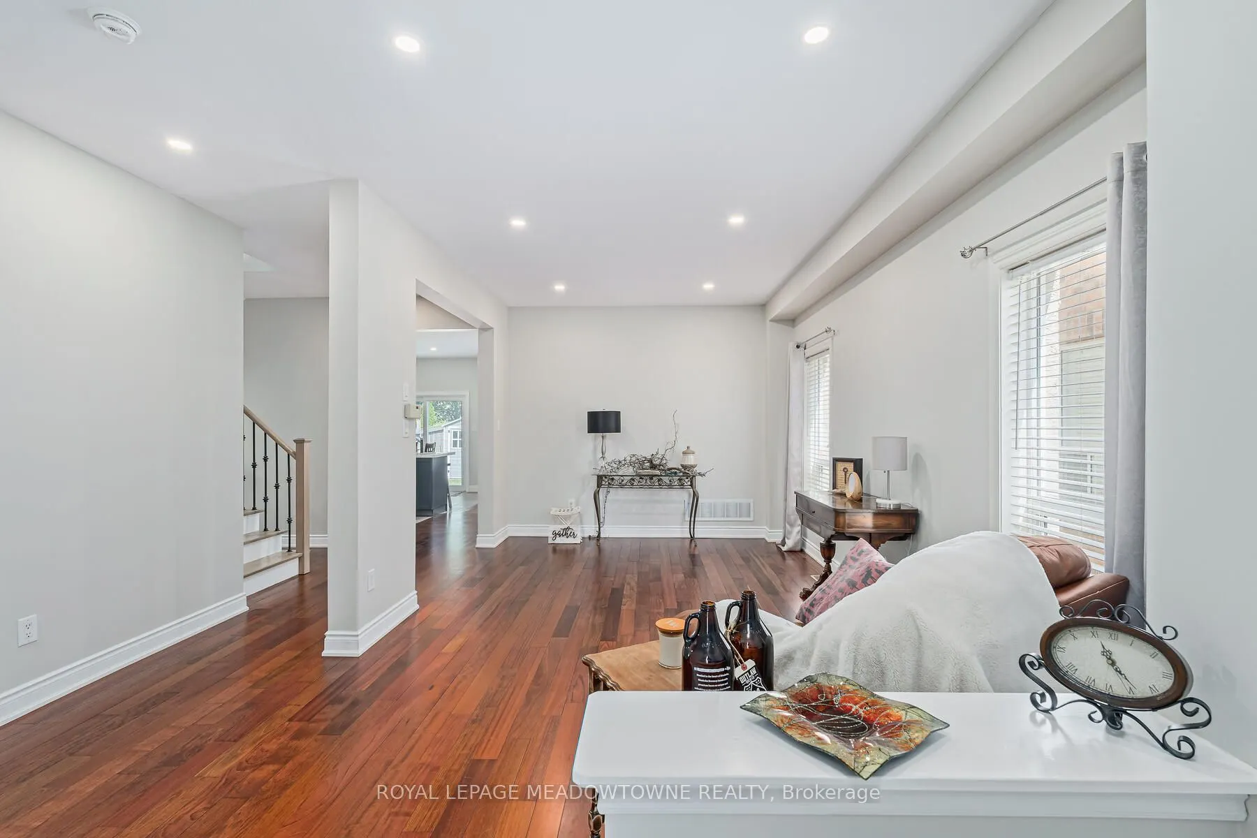 25 Milfoil Street