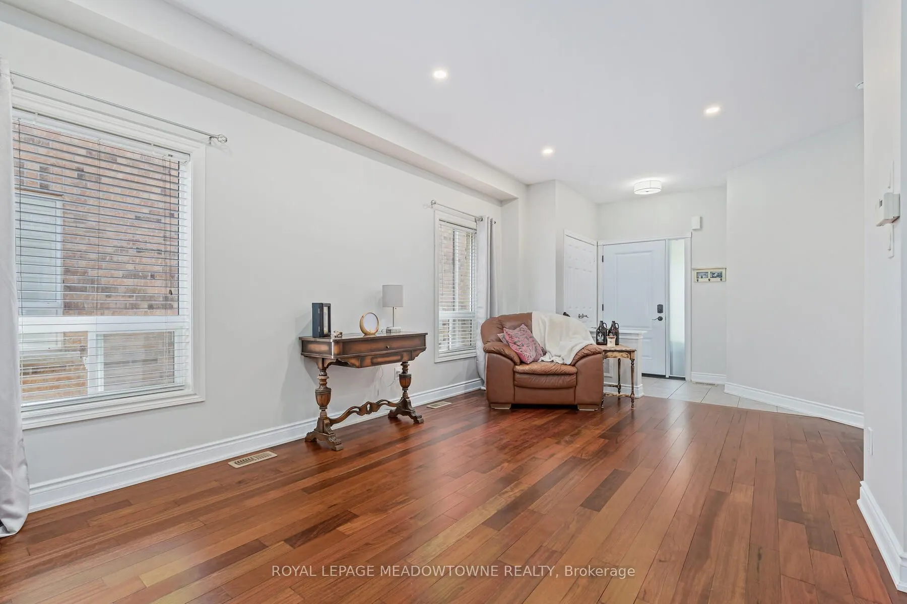 25 Milfoil Street