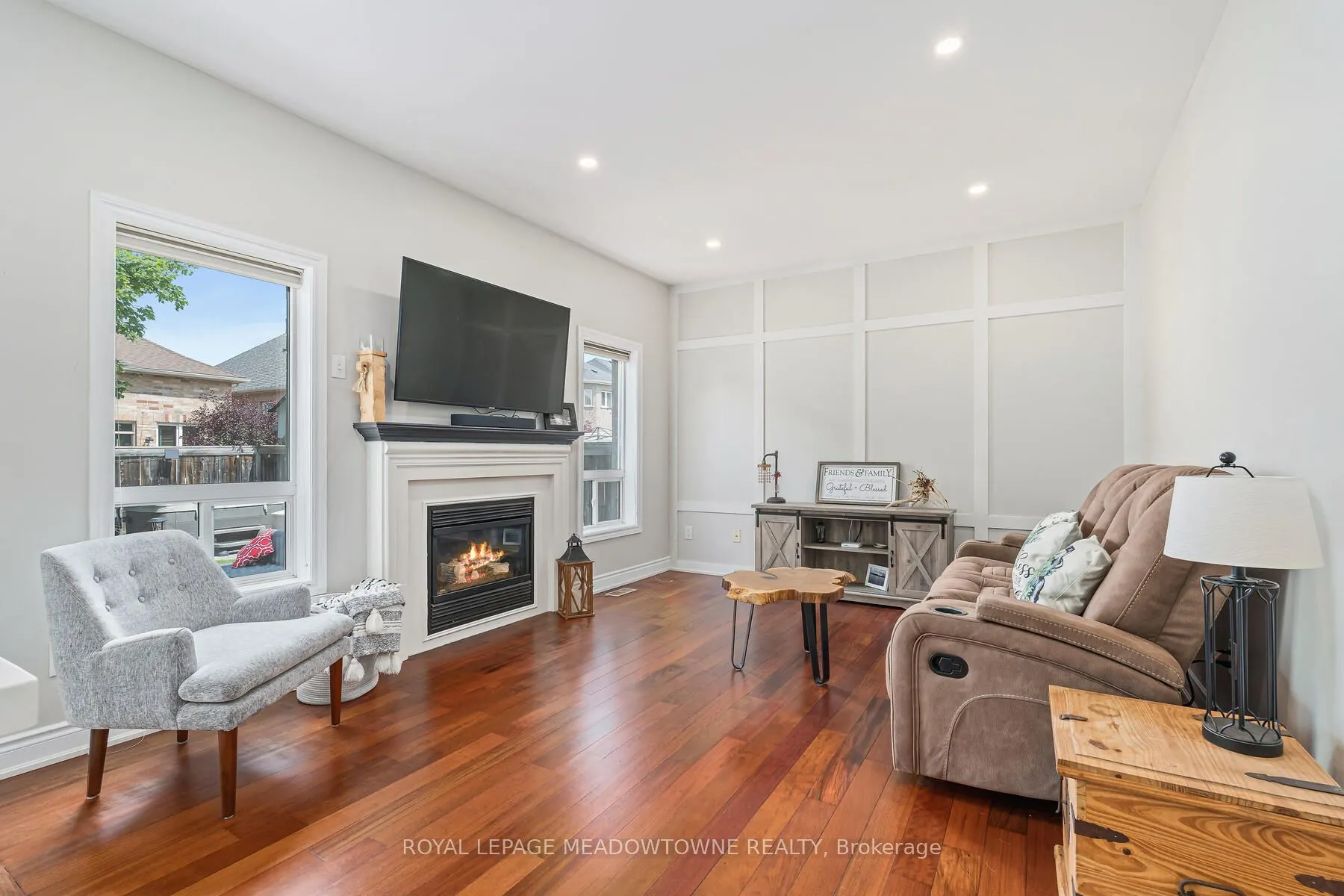 25 Milfoil Street