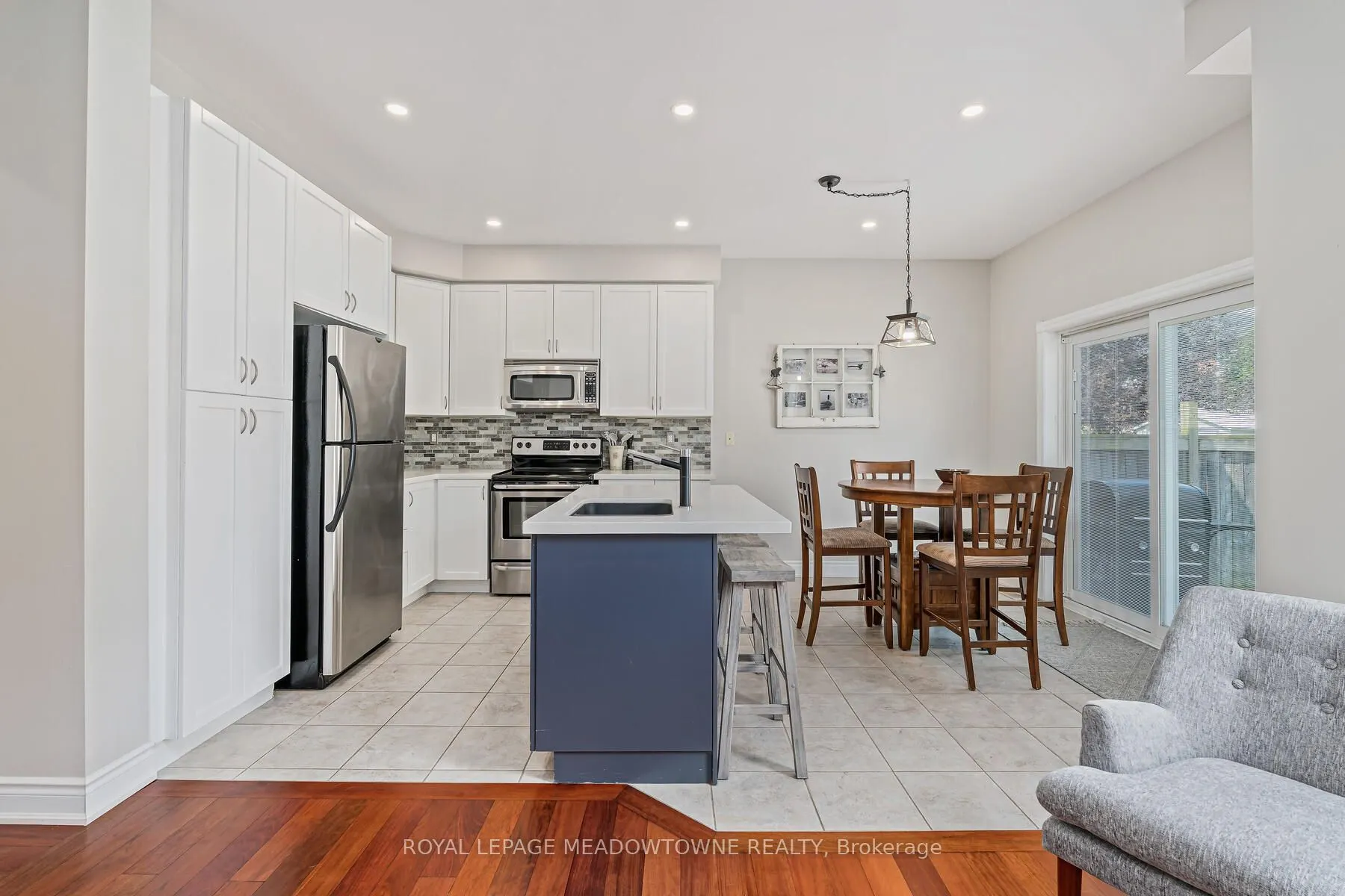 25 Milfoil Street