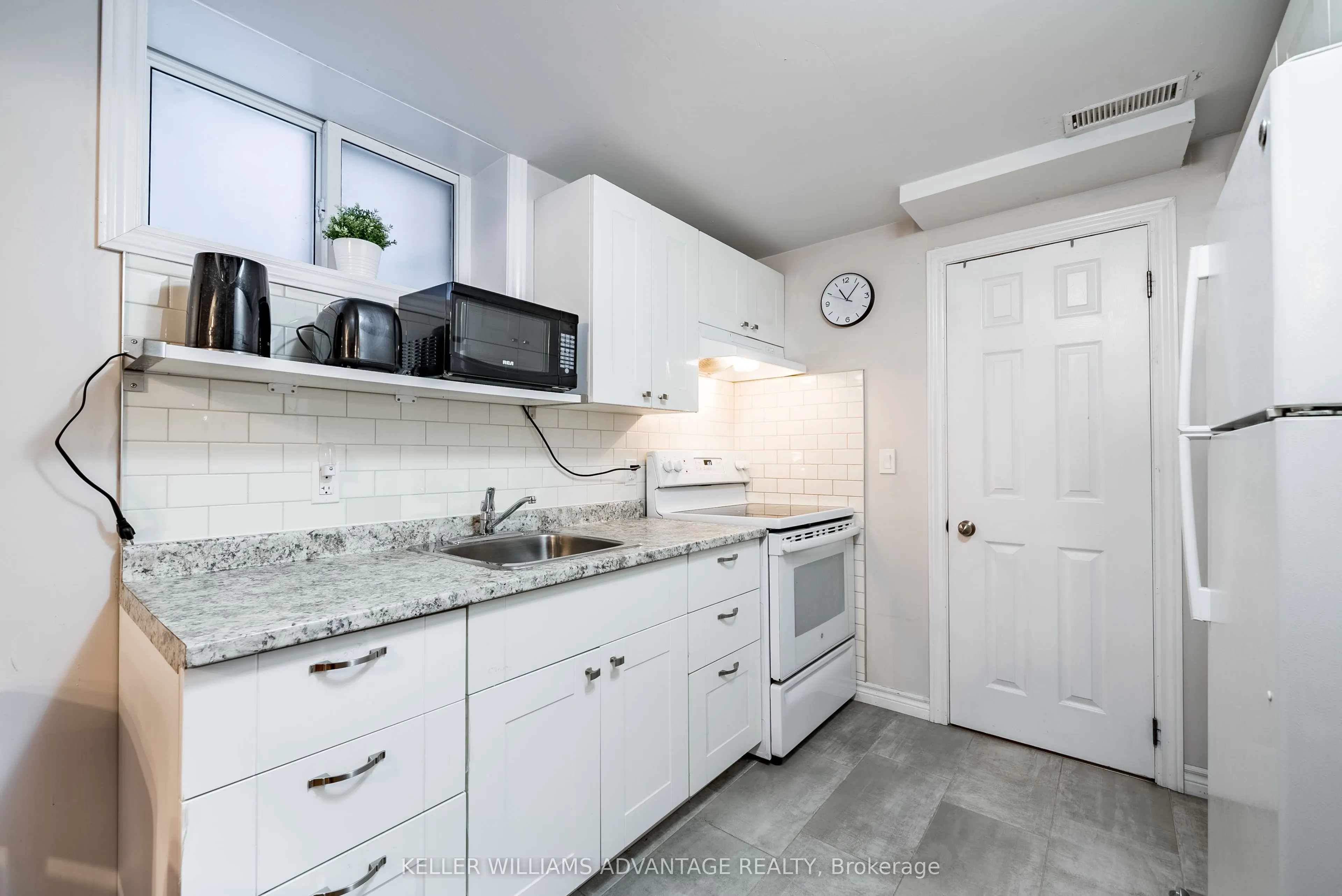 14 Innes Avenue, #4