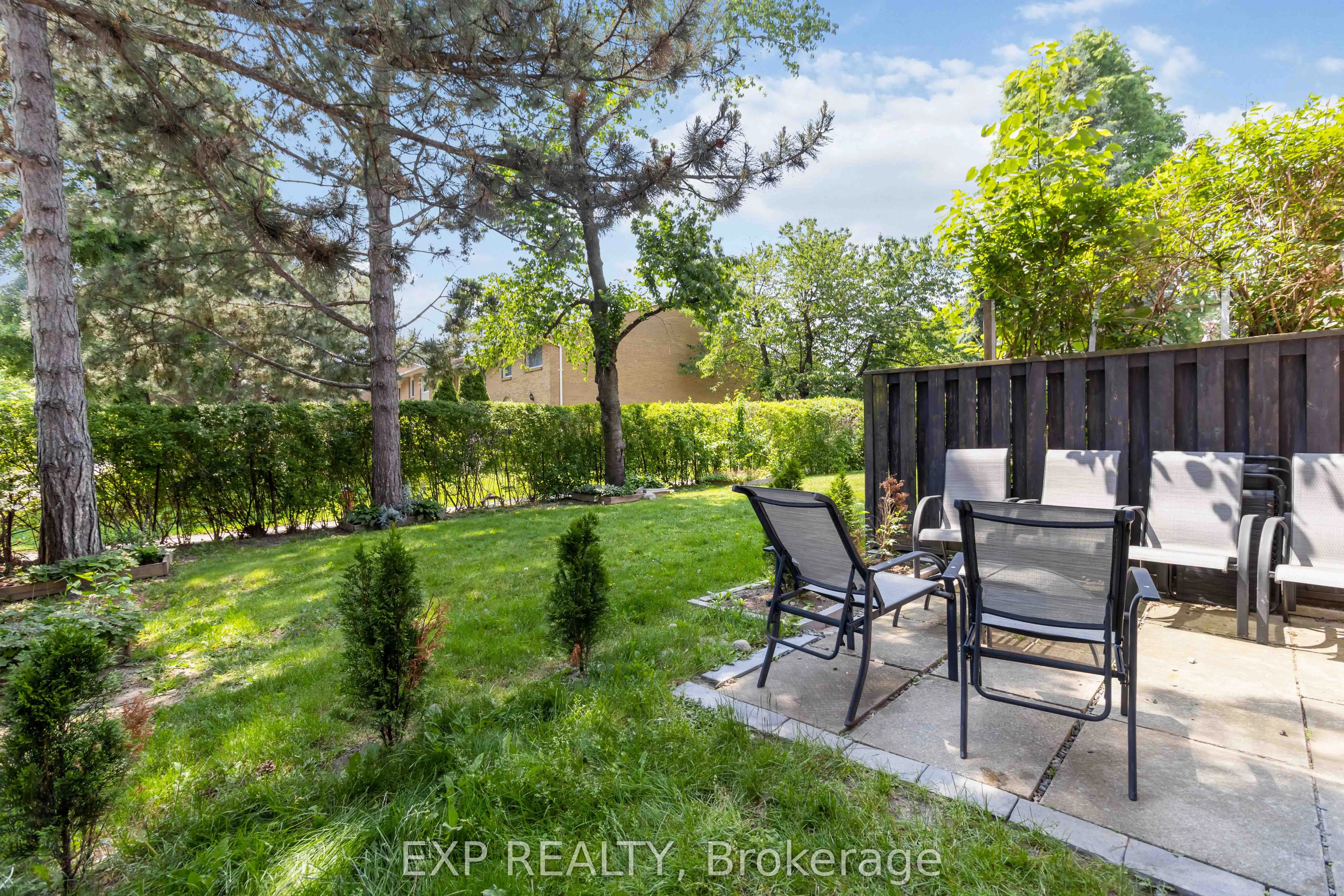 1180 Mississauga Valley Boulevard, #115