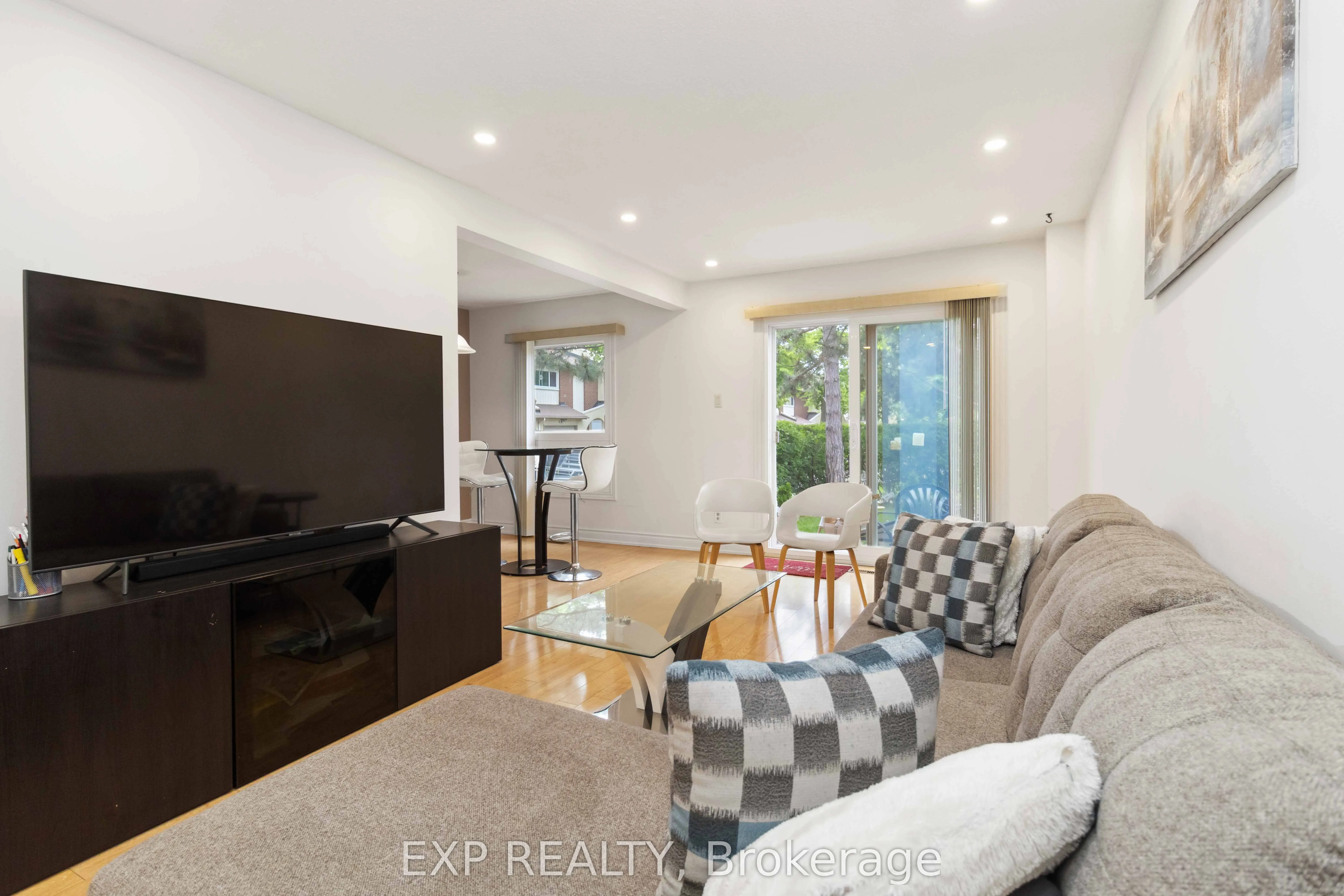 1180 Mississauga Valley Boulevard, #115