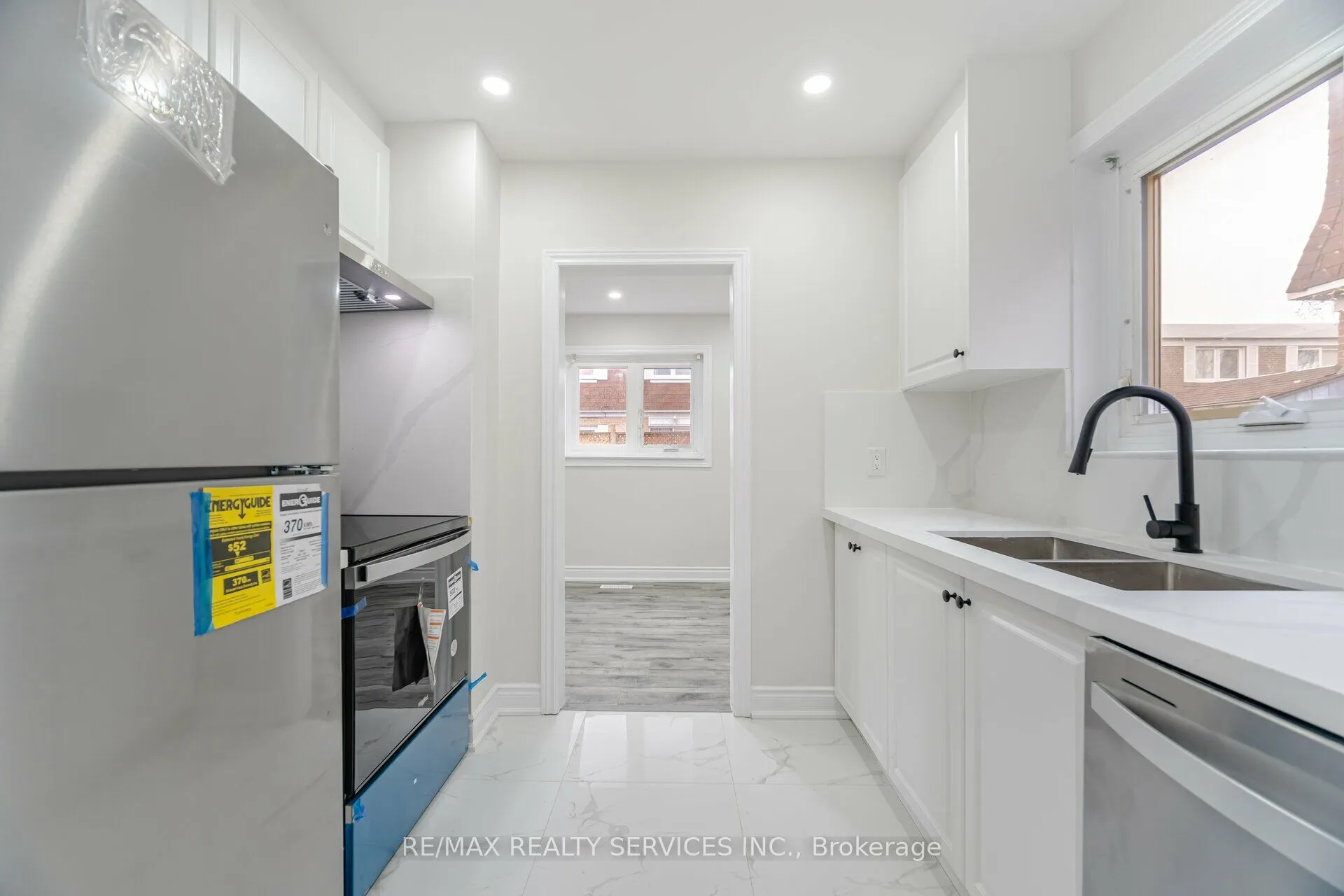 41 Town House Crescent, #119