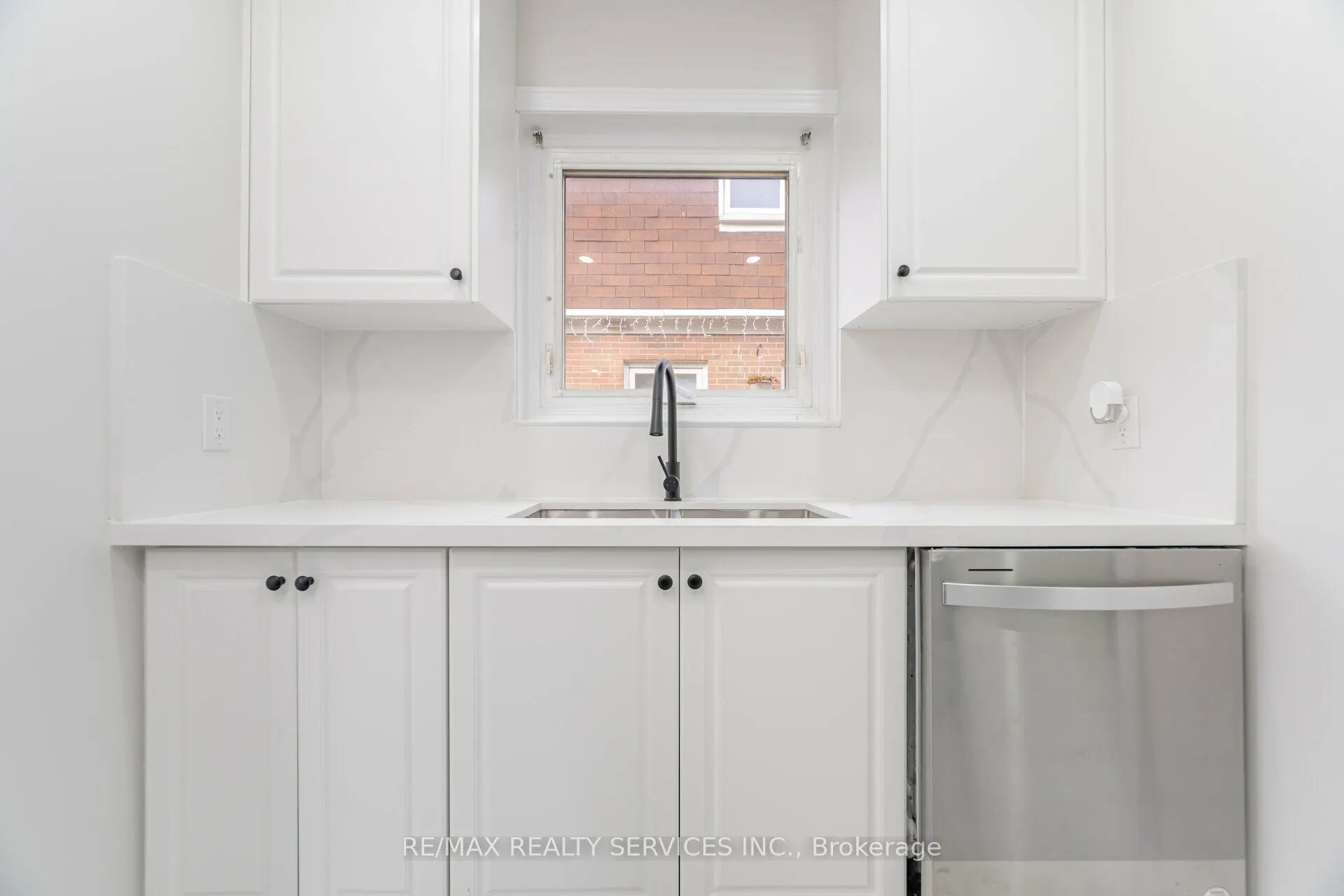 41 Town House Crescent, #119