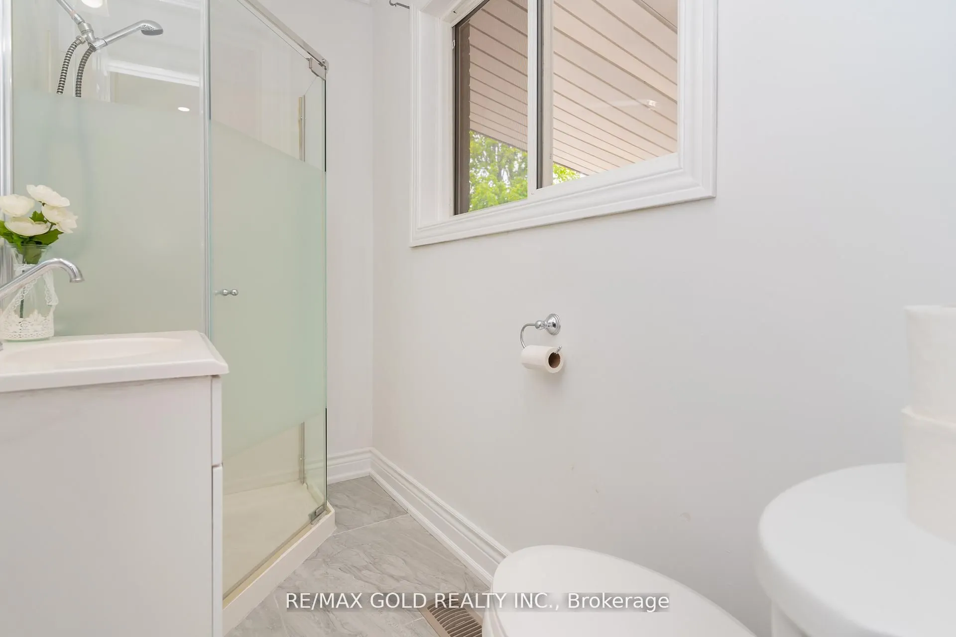 22 Carlyle Crescent