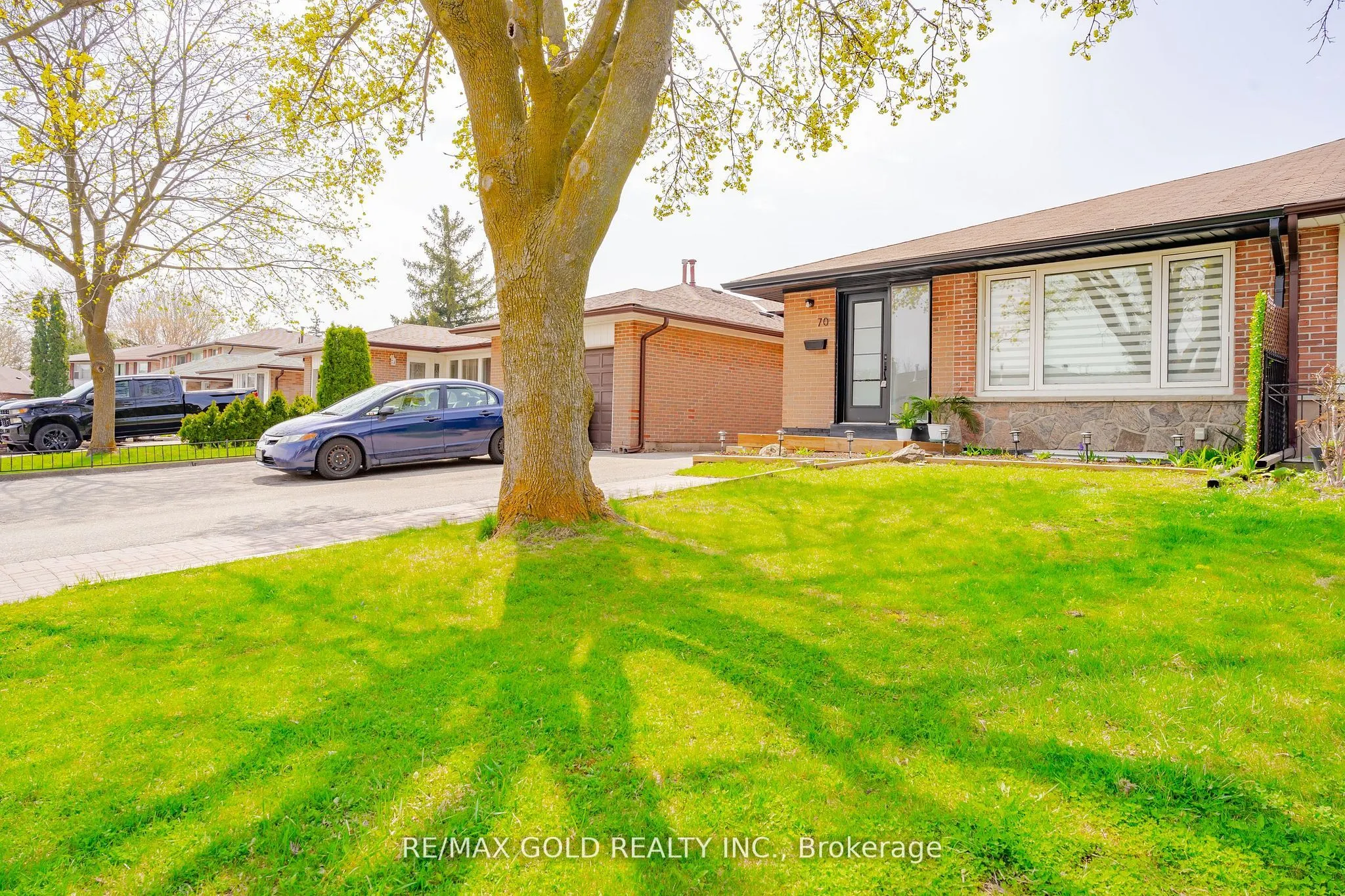 70 Wilton Drive