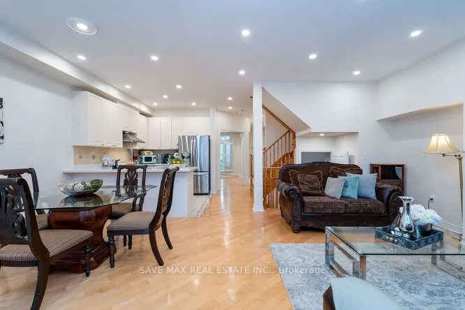 3452 Eglinton Avenue W