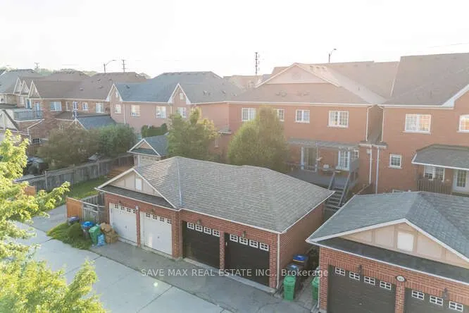 3452 Eglinton Avenue W