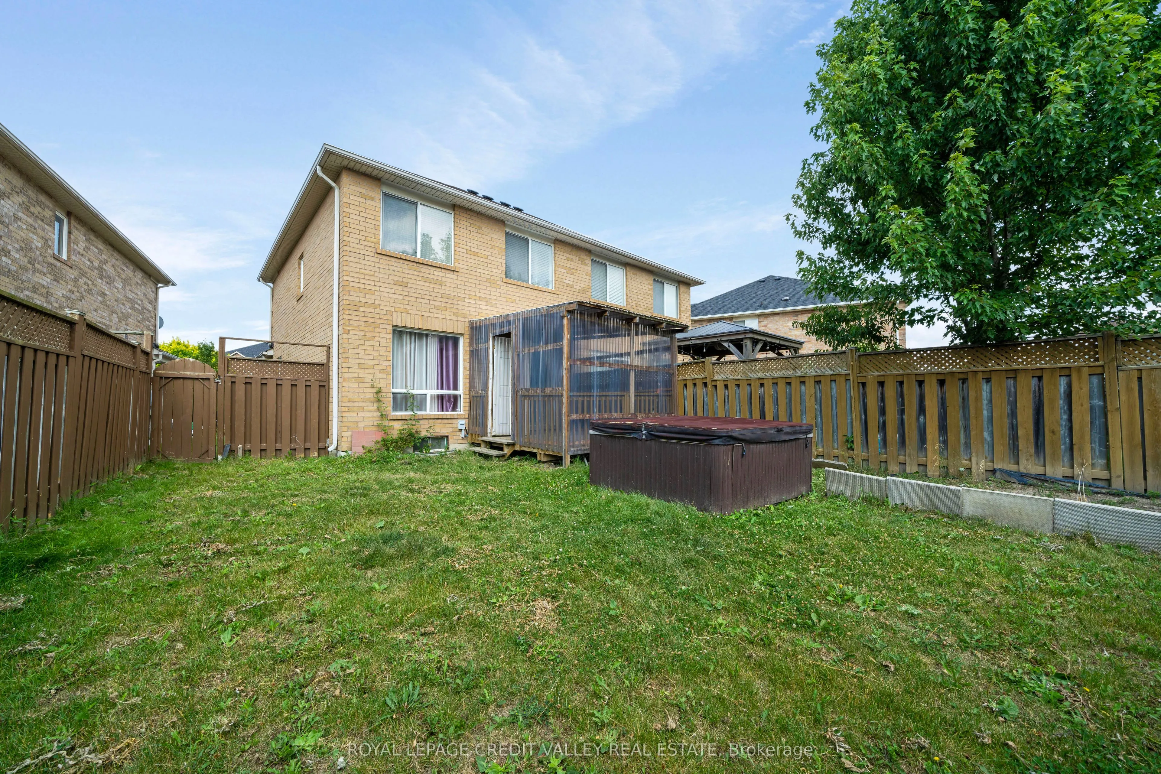 19 Dunlop Court