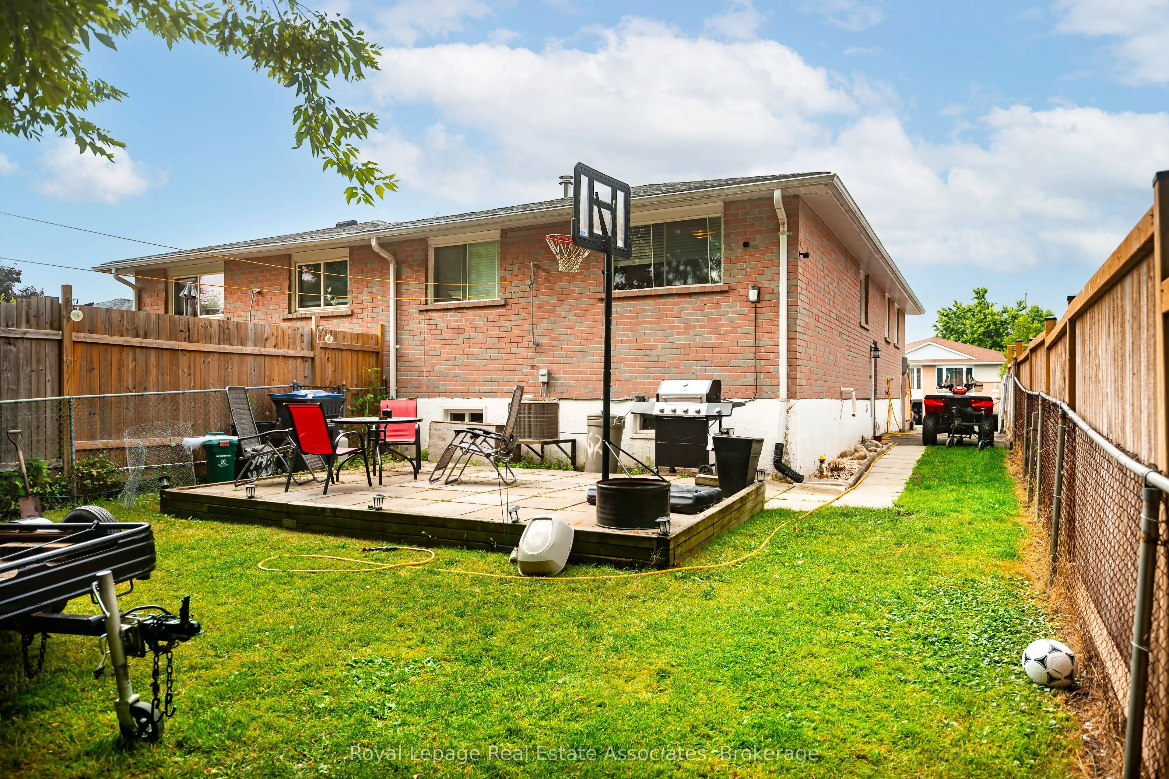 162 Burbank Crescent