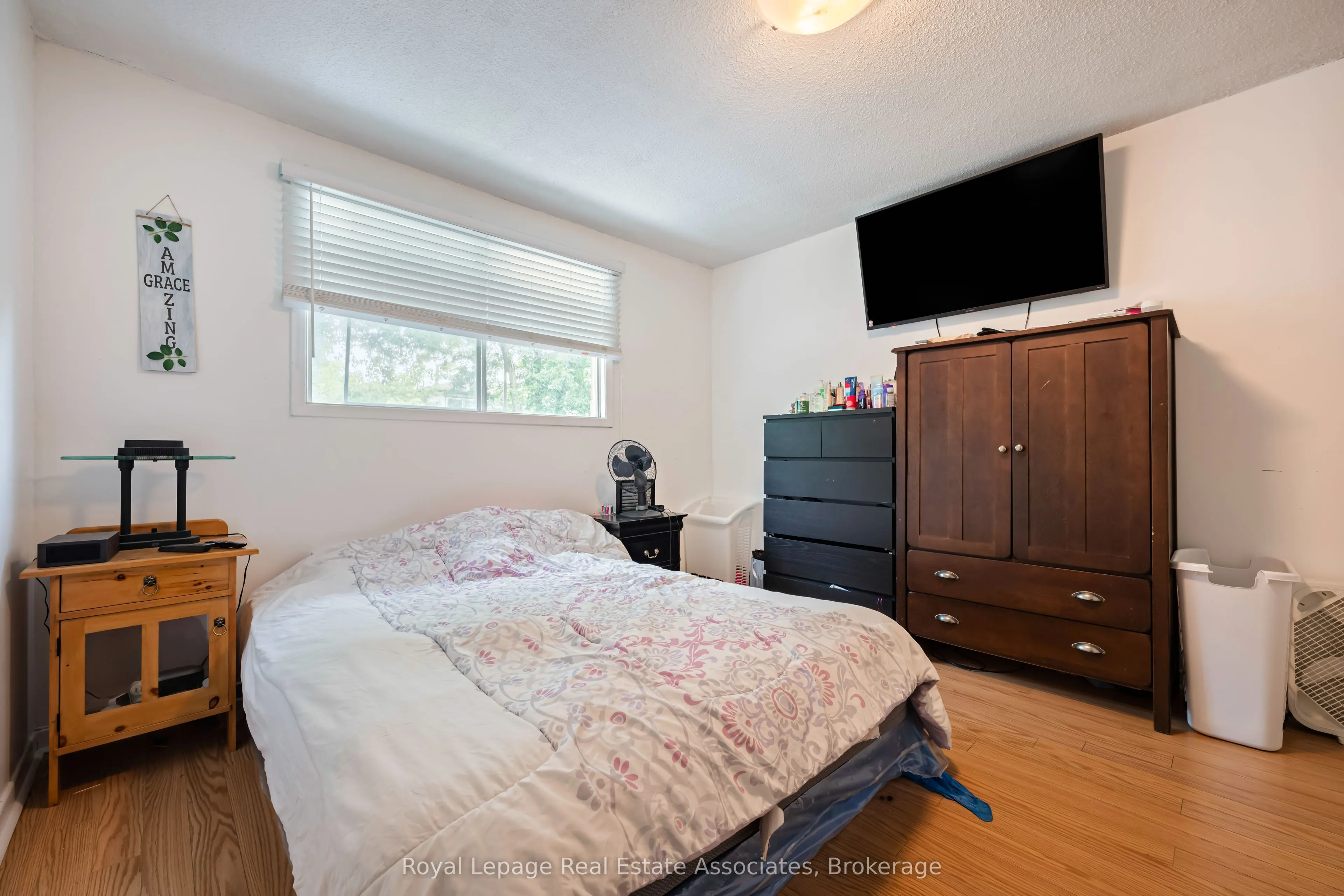 162 Burbank Crescent