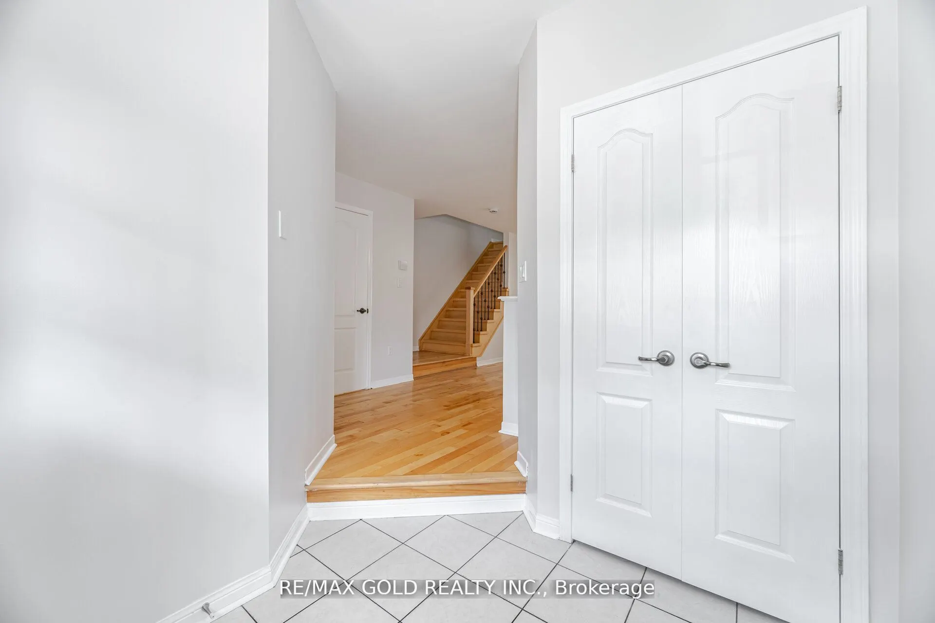 614 Summer Park Crescent