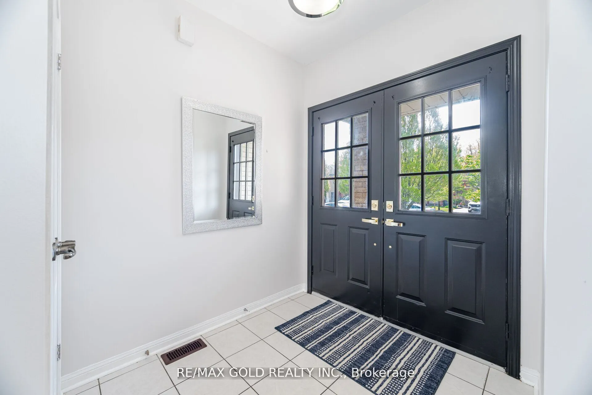 614 Summer Park Crescent