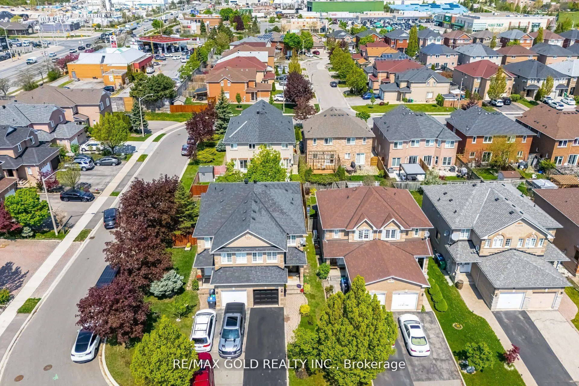 614 Summer Park Crescent
