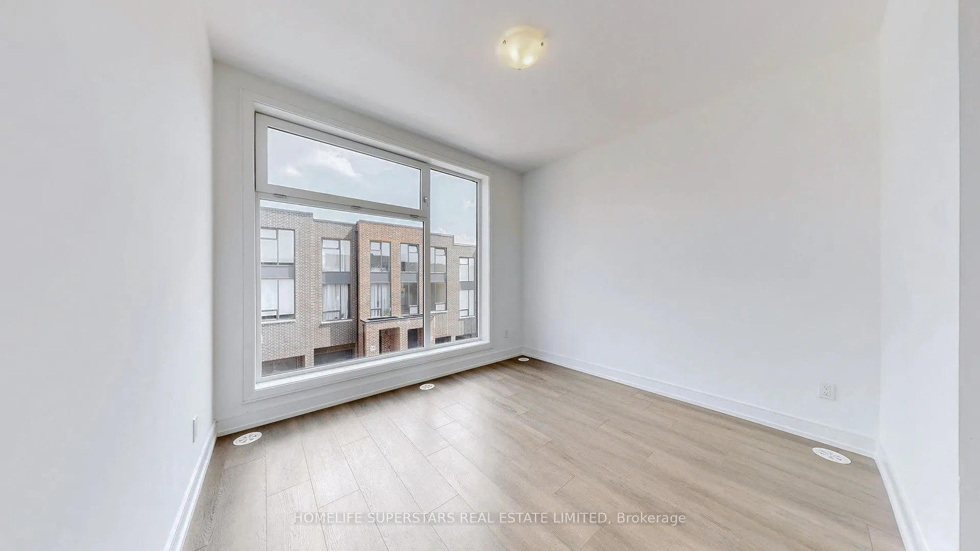 61 DESIREE Place