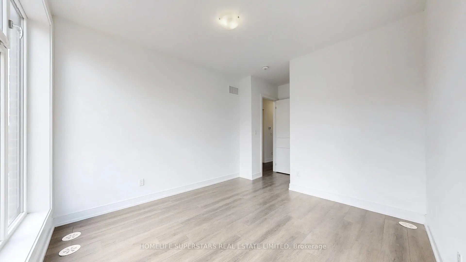 61 DESIREE Place