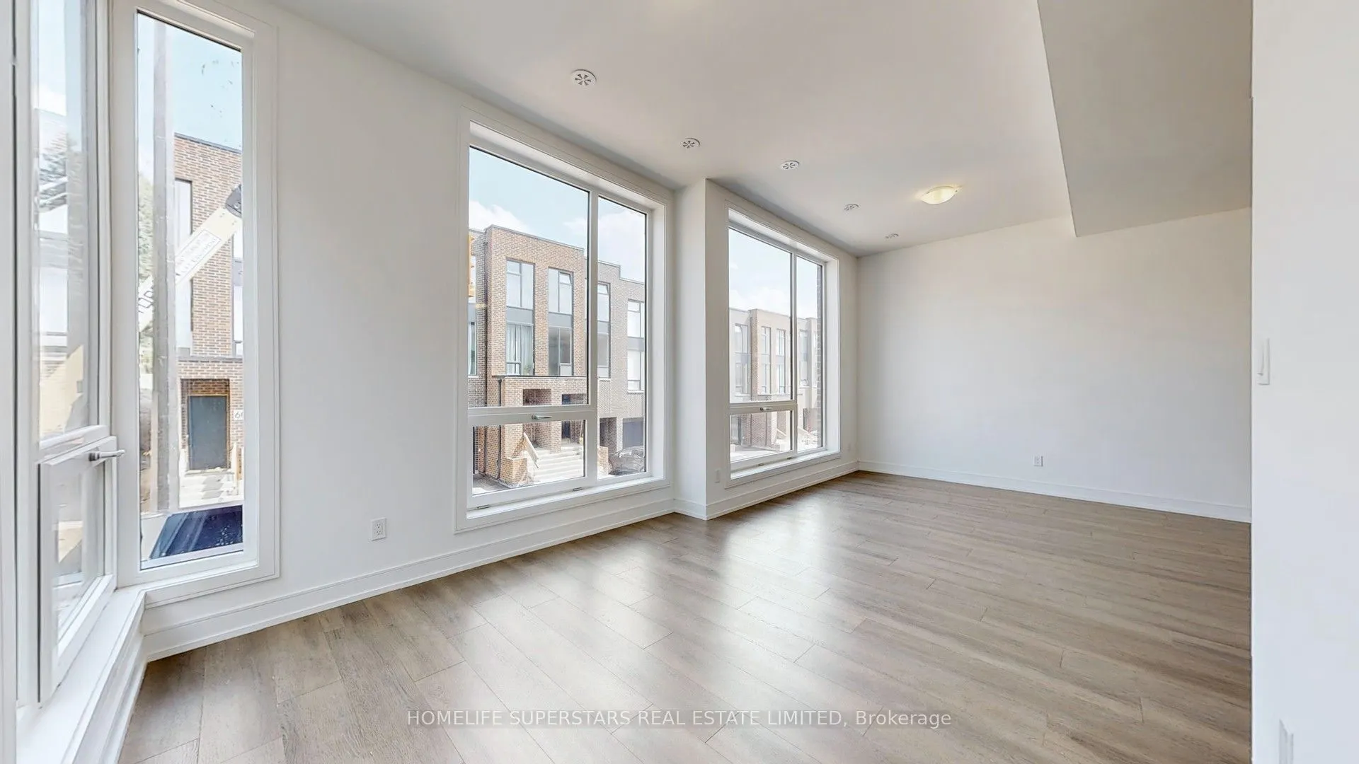 61 DESIREE Place