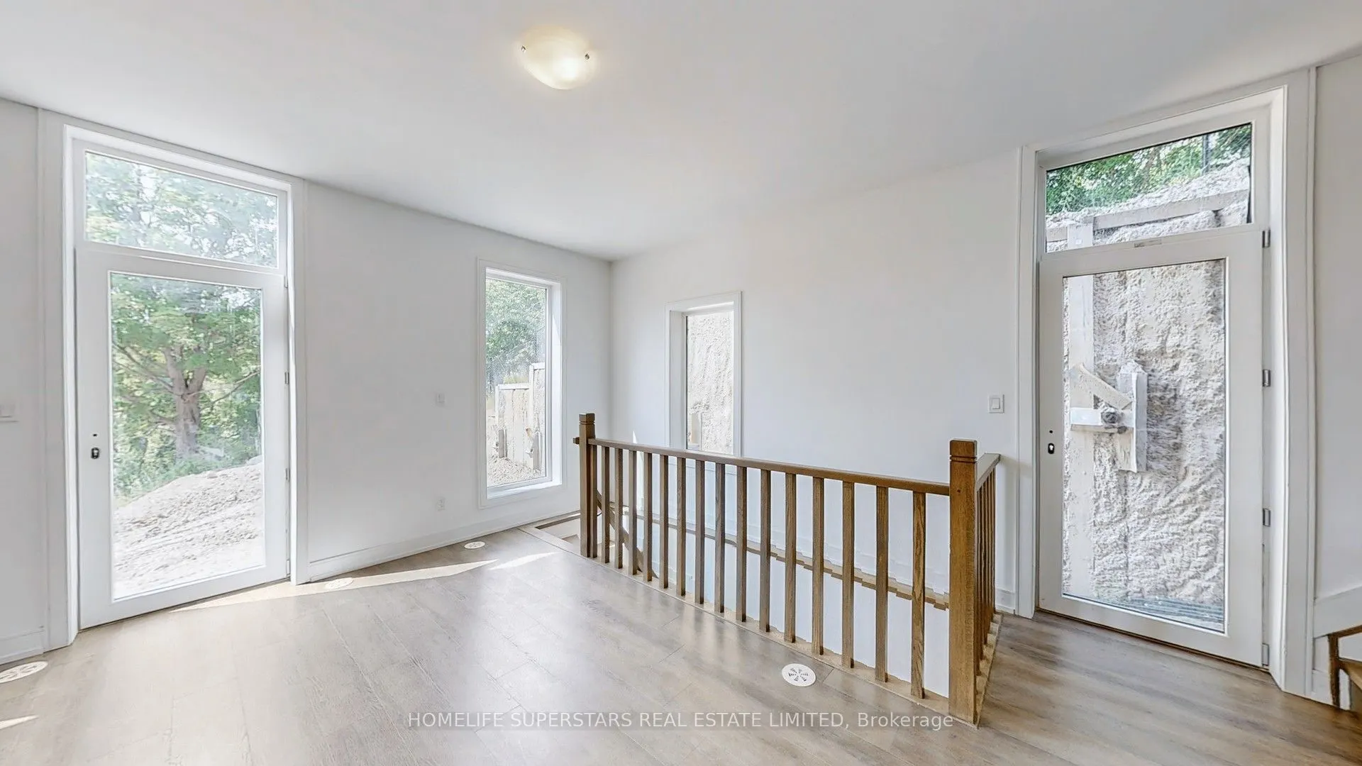 61 DESIREE Place