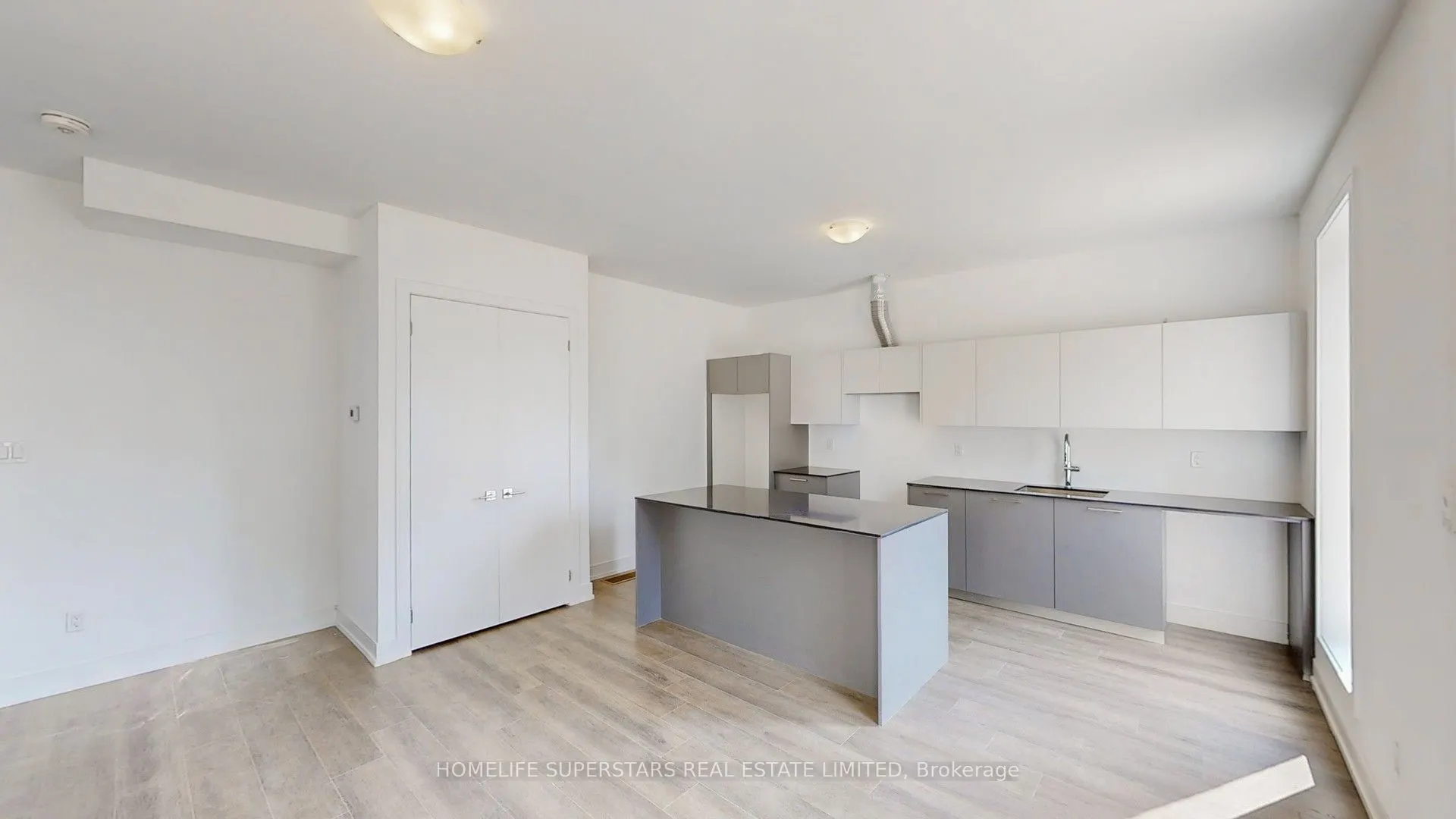 61 DESIREE Place