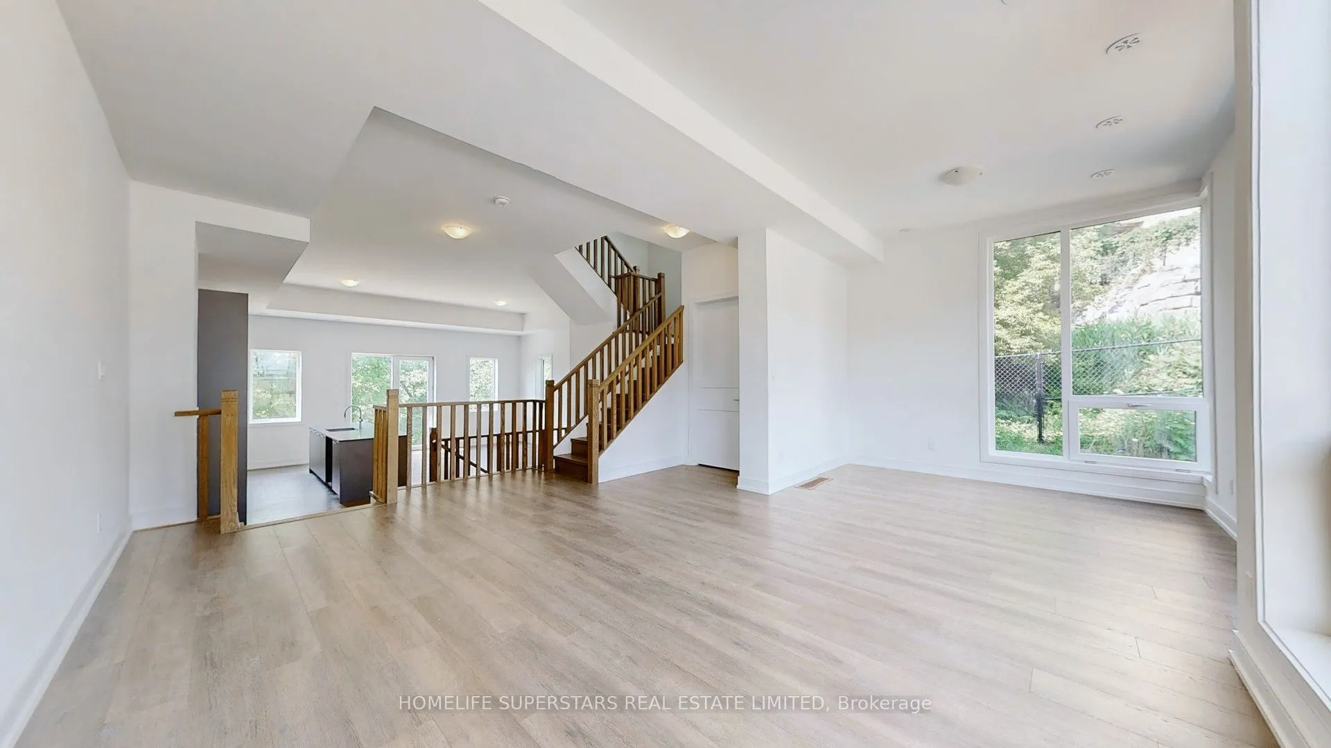 61 DESIREE Place