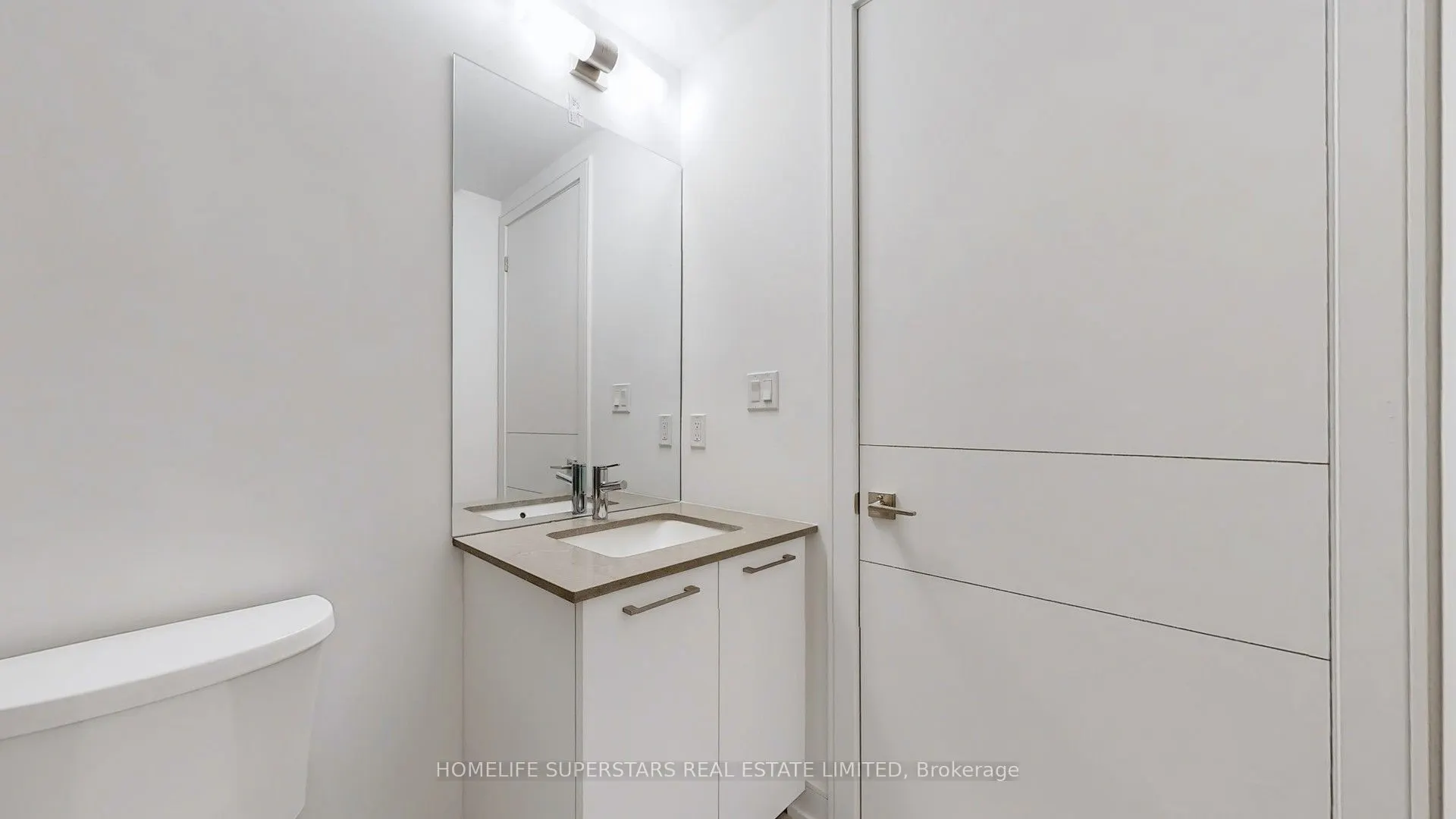 61 DESIREE Place