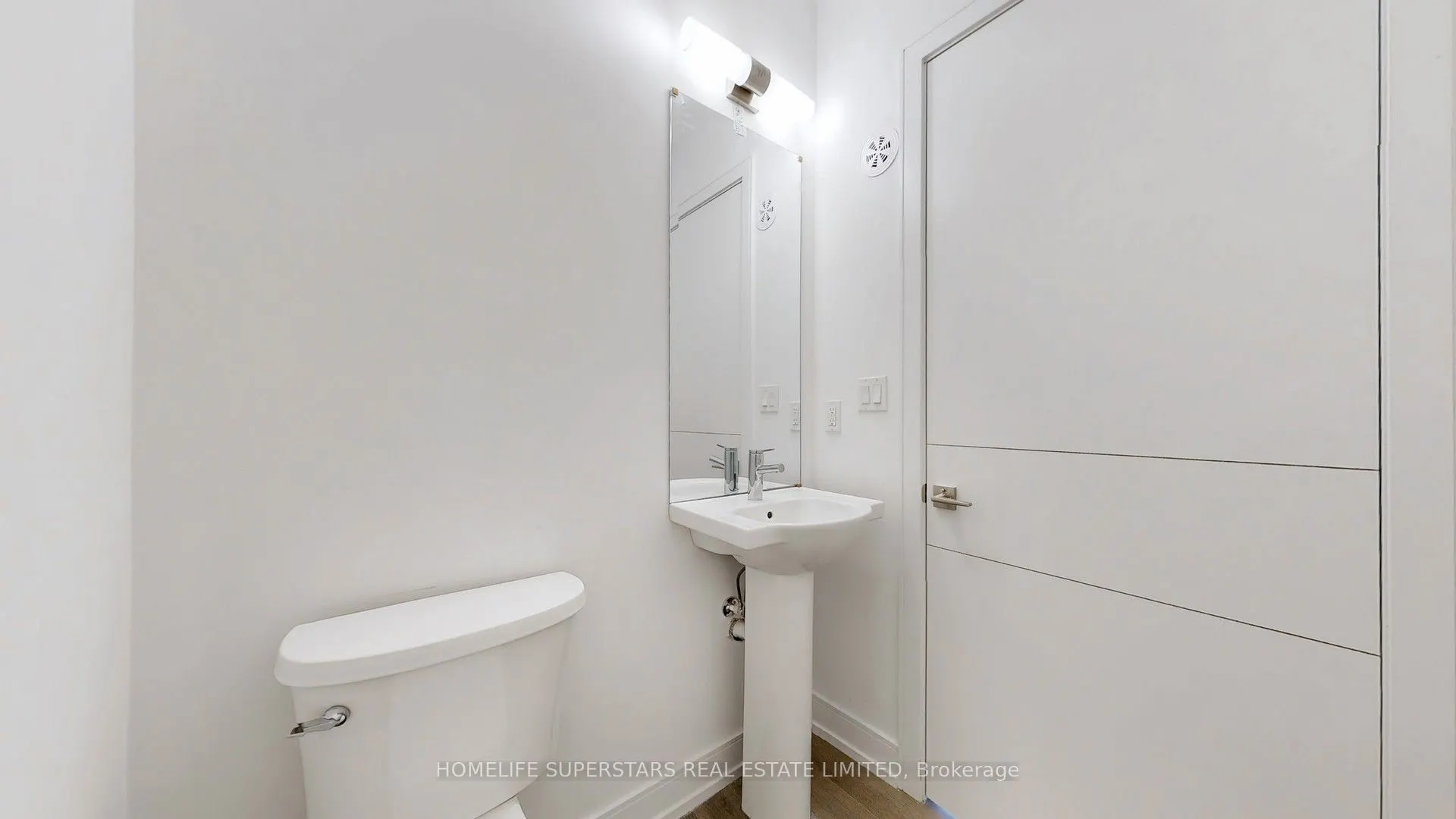 61 DESIREE Place