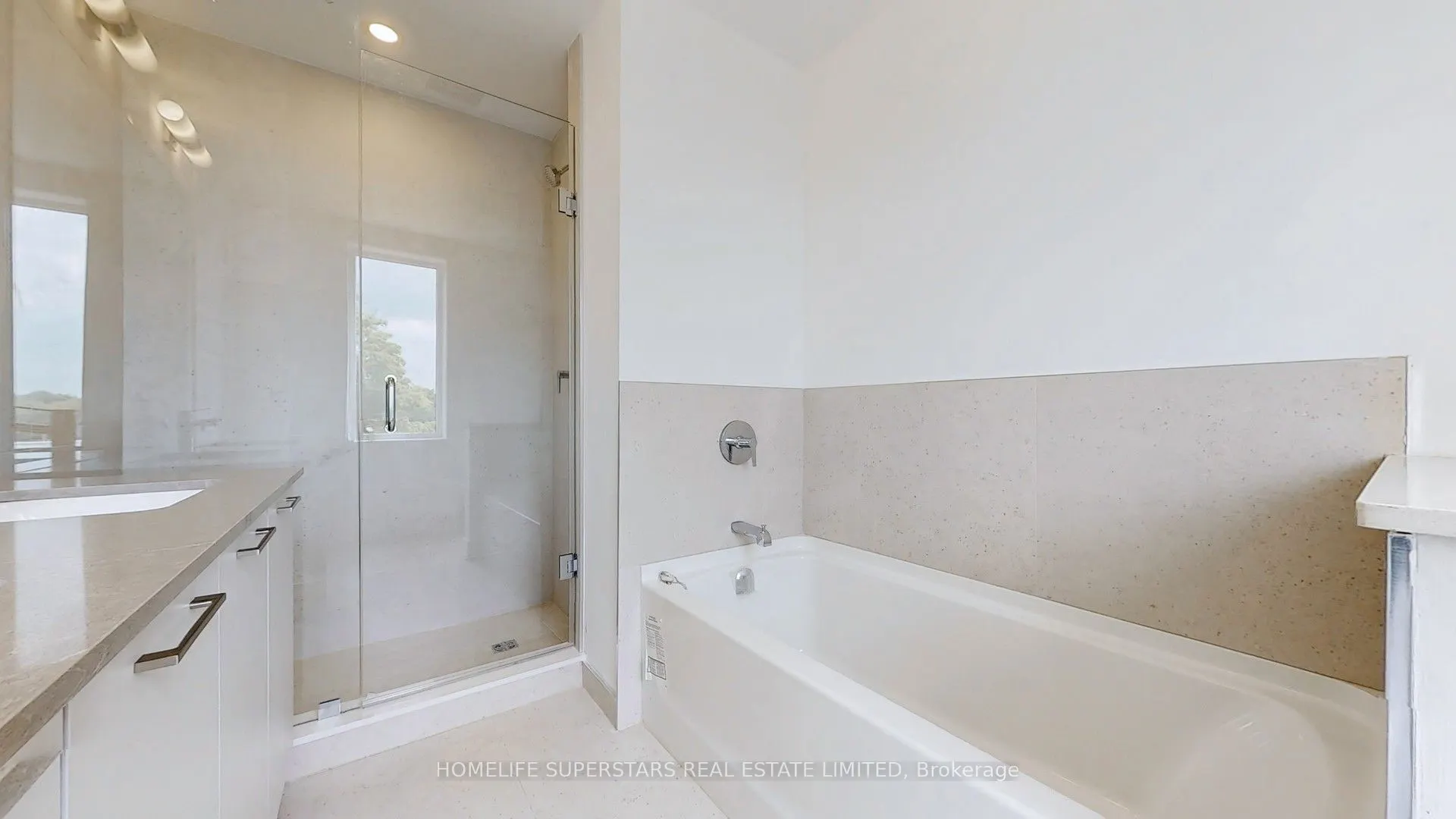 61 DESIREE Place