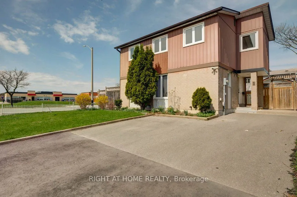 1 Hedley Court