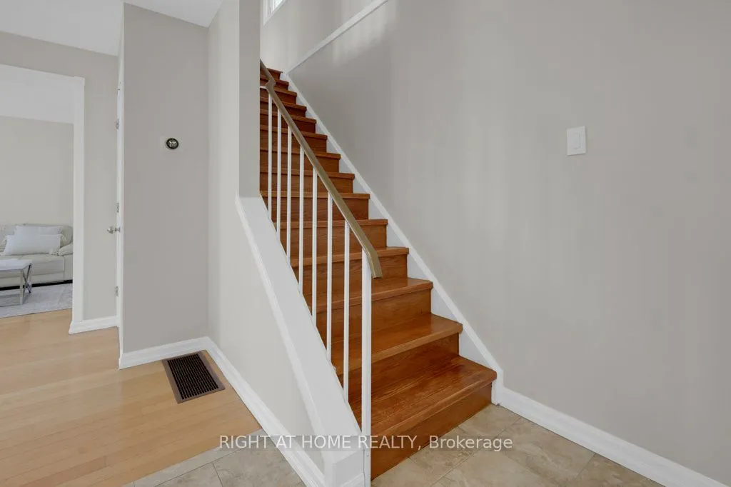 1 Hedley Court