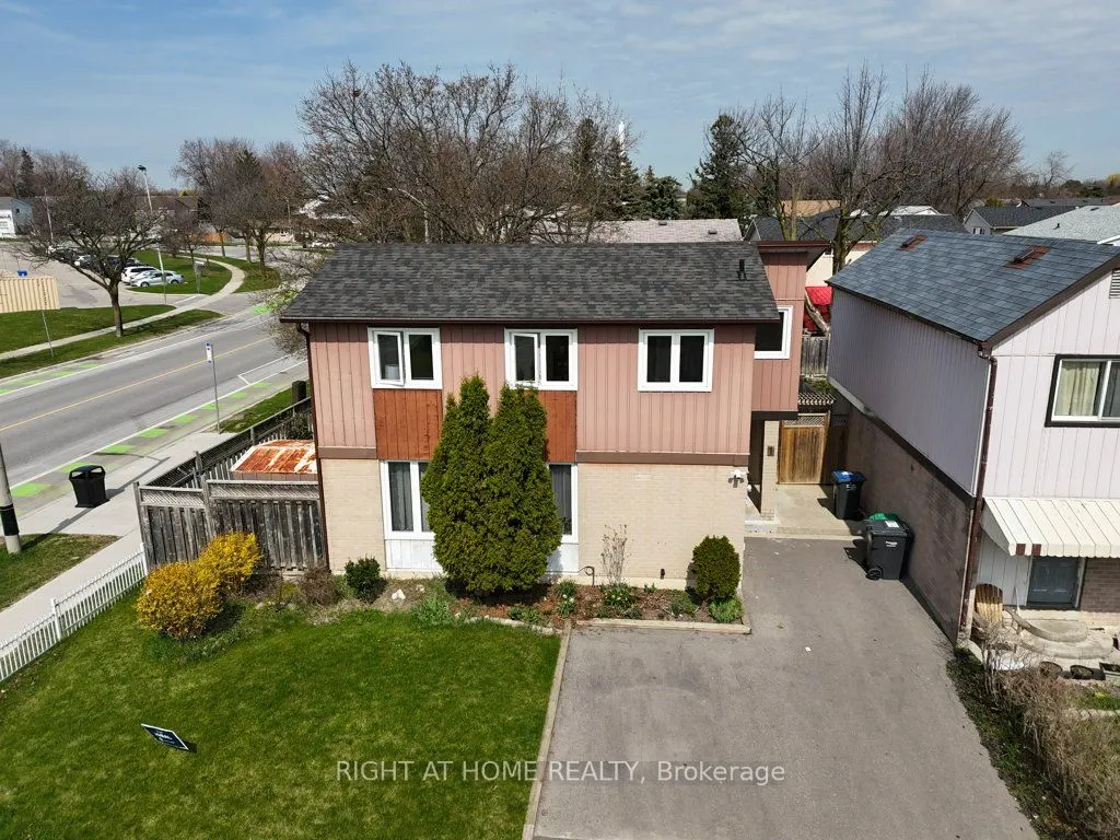 1 Hedley Court