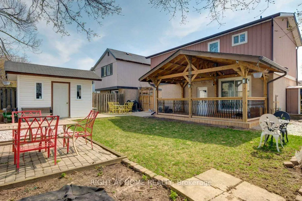 1 Hedley Court